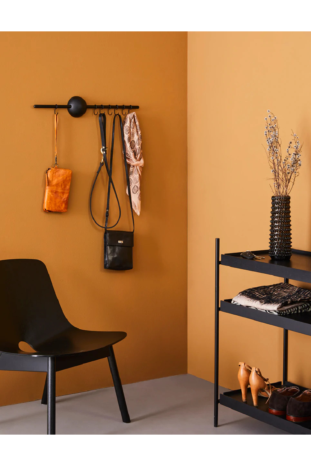 Oak Minimalist Rack | WOUD Hoop、mySite、neckold