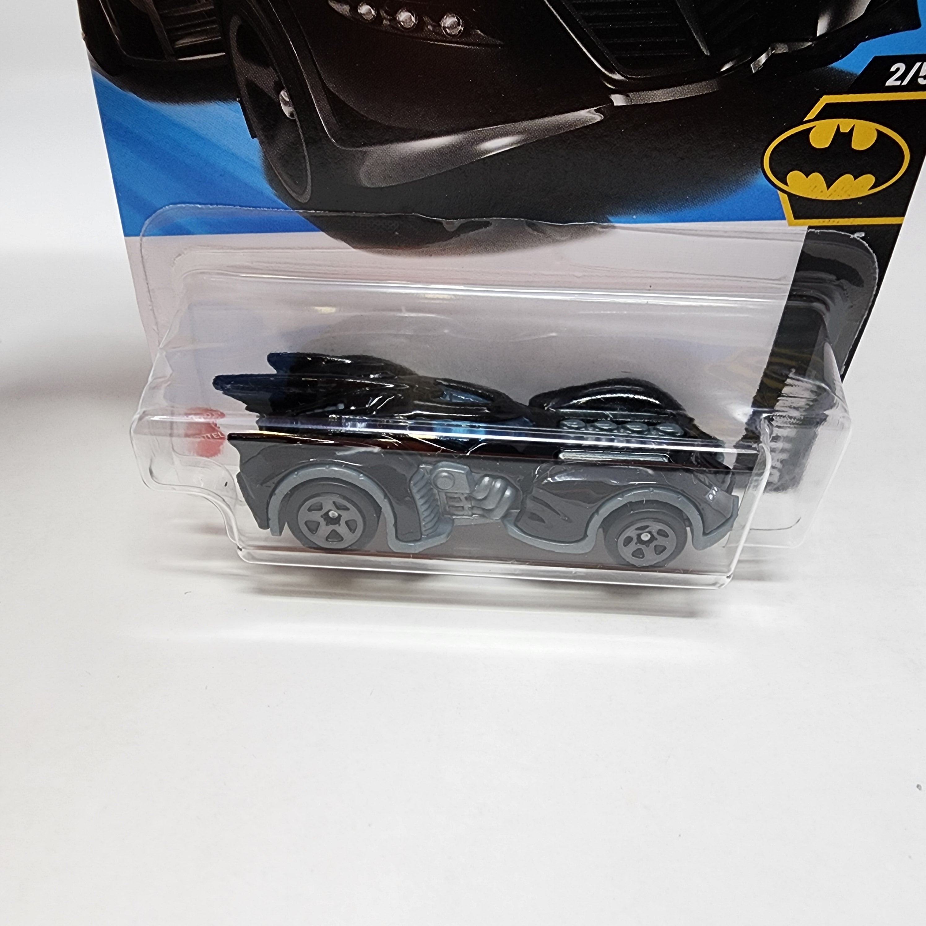 Batman Arkham Asylum Batmobile #54 * 2025 Hot Wheels NEW! K Case、mySite、hgirdovlk