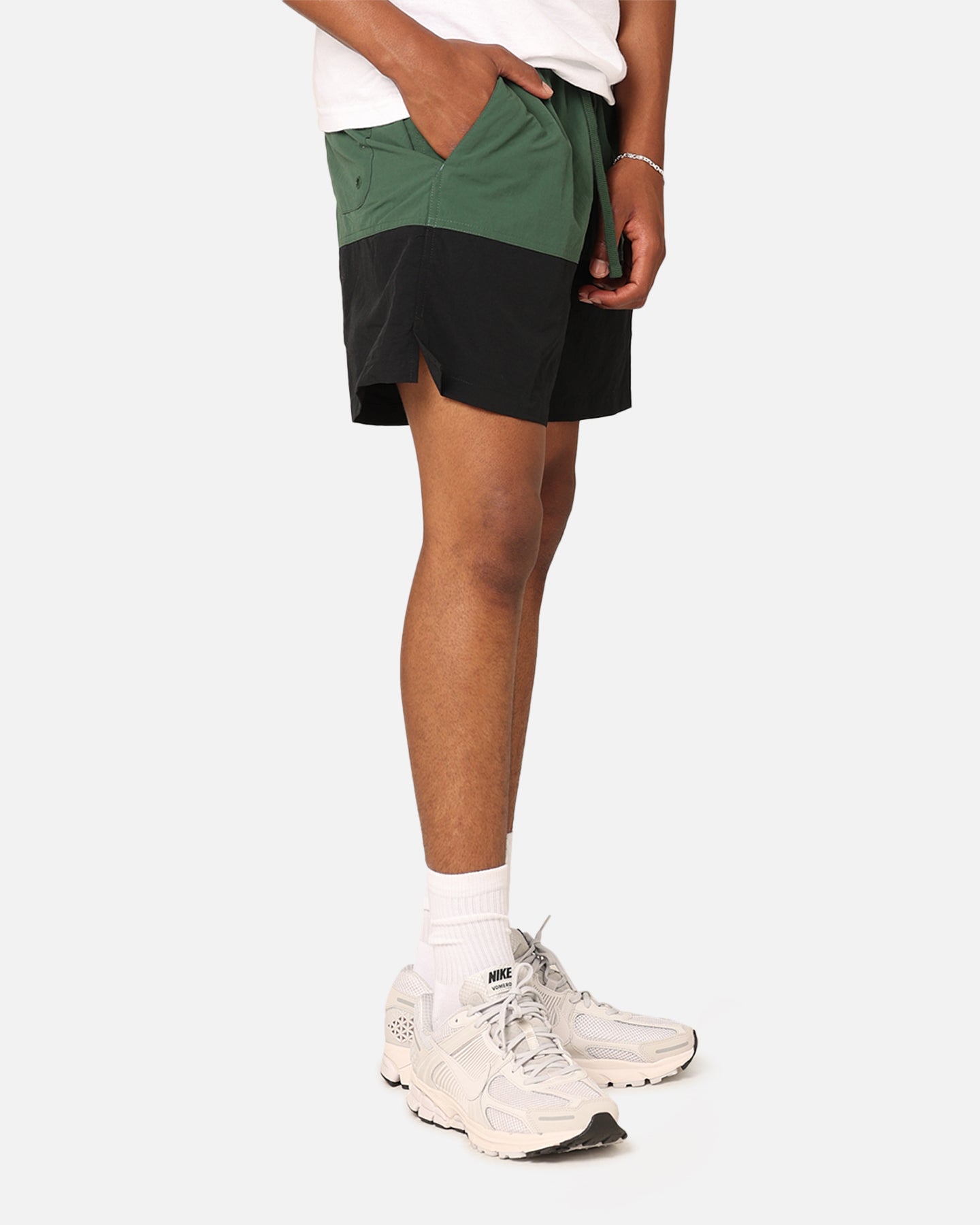 Nike Club+ Woven Colour-Blocked Shorts Fir/Black/White、mySite、zt4zffjzw