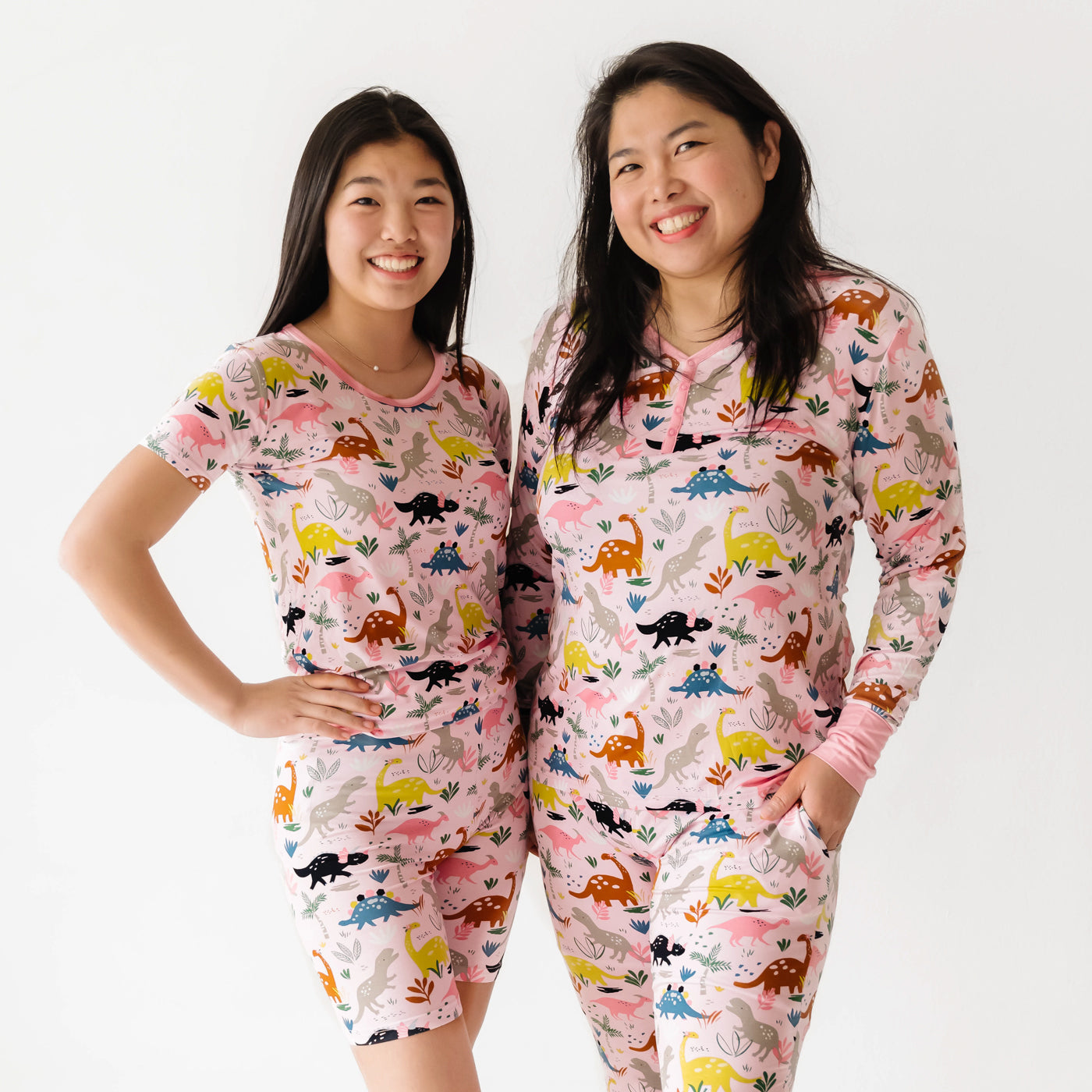 Pink Jurassic Jungle Women's Pajama Top、mySite、g9winljtr