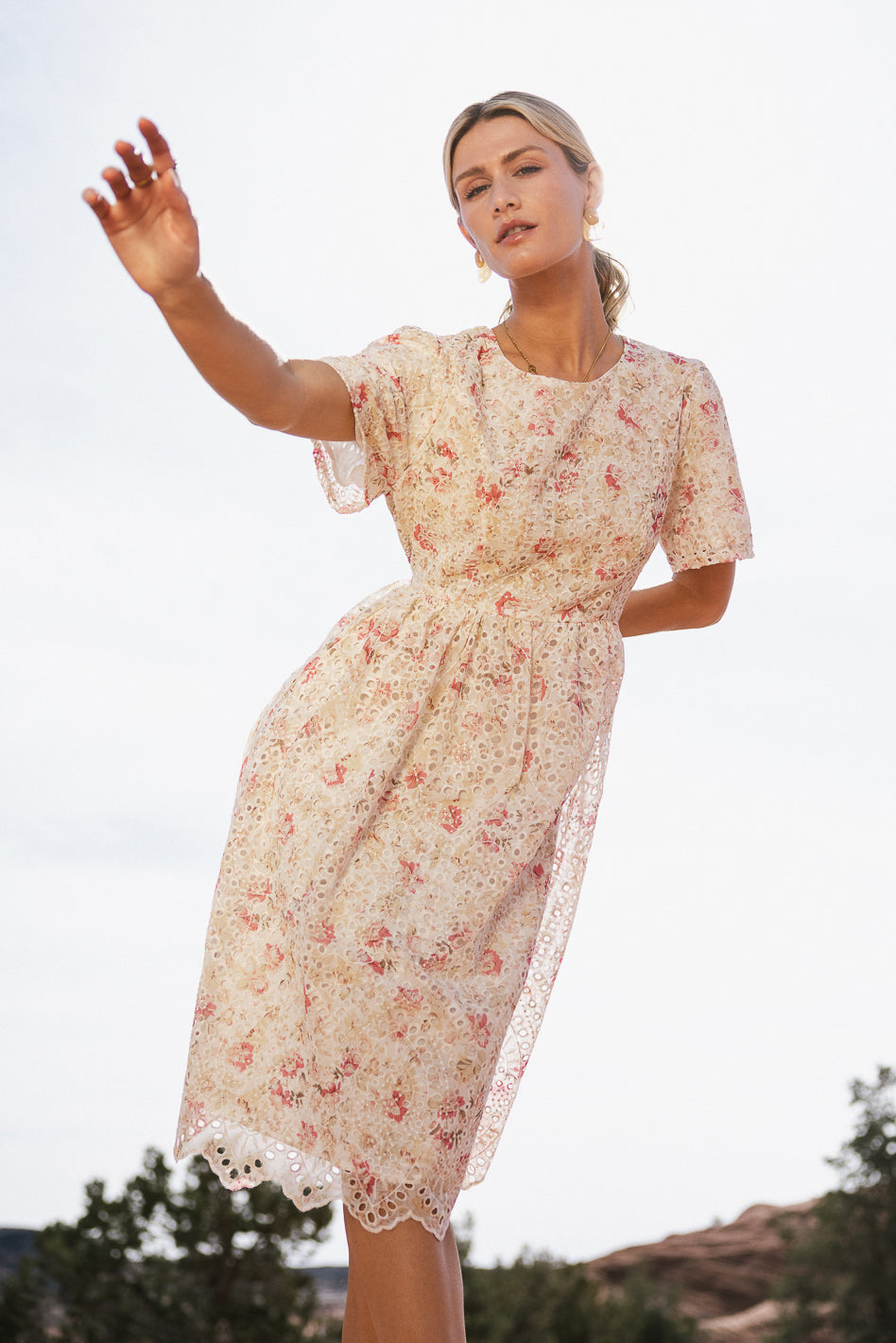 {product_title} - {shop_name}