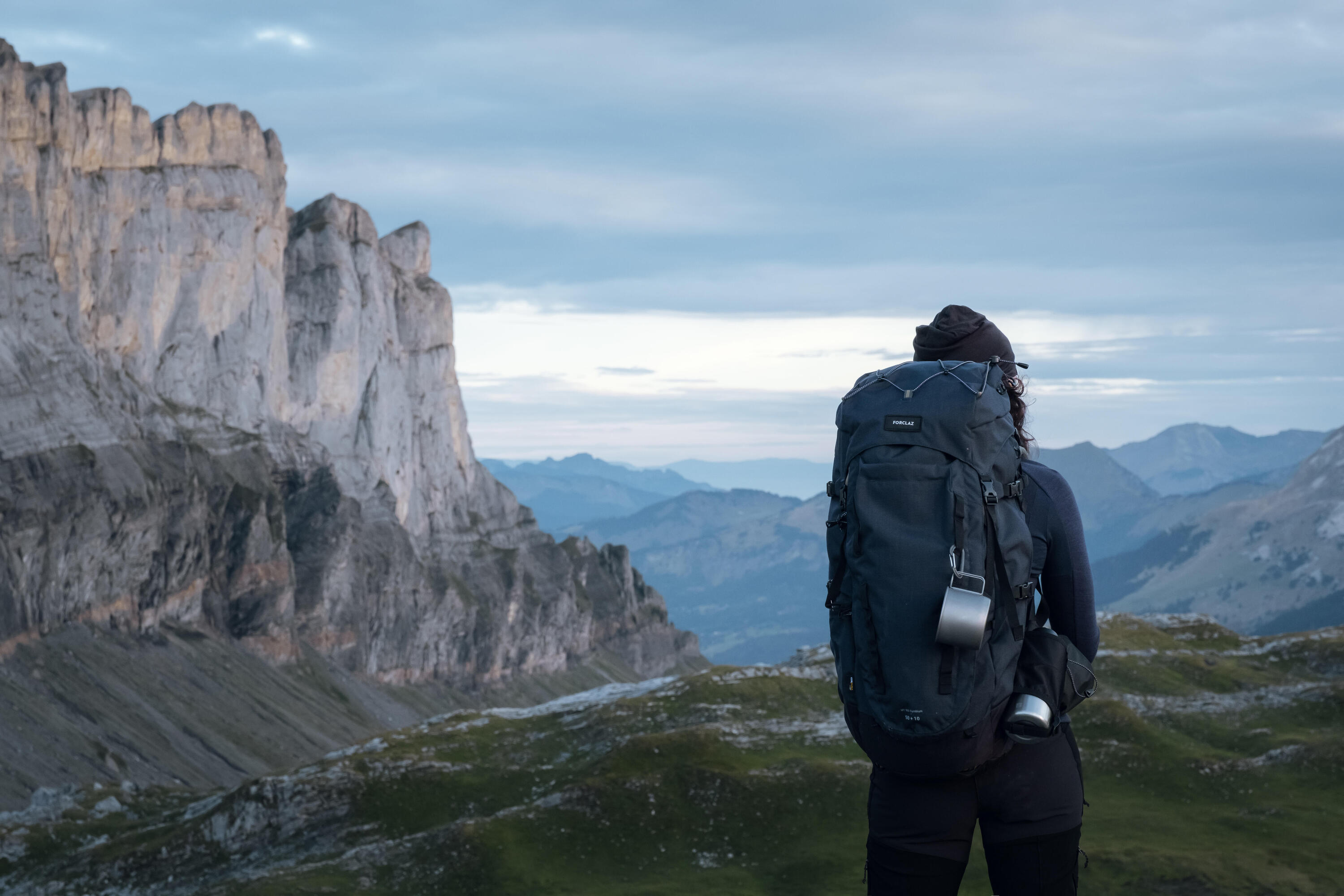 Simond Women's MT900 Symbium2 50+10 L Backpacking Pack、mySite、shSimond Women's MT900 Symbium2 50+10 L Backpacking Pack、mySite、glenpowelloop_name