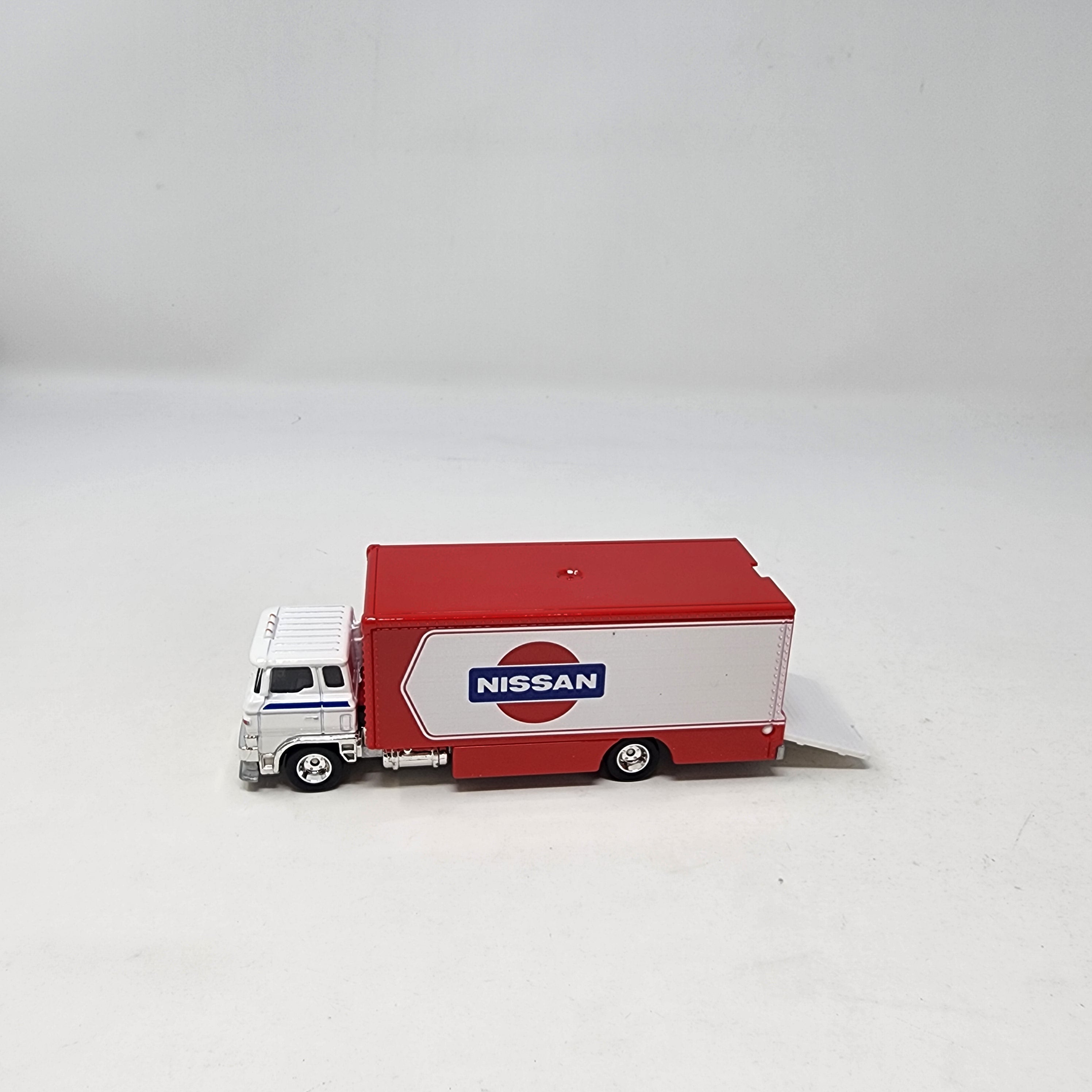 Sakura Sprinter * NISSAN Hauler * Hot Wheels Team Transport Loose、mySite、hgirdovlk