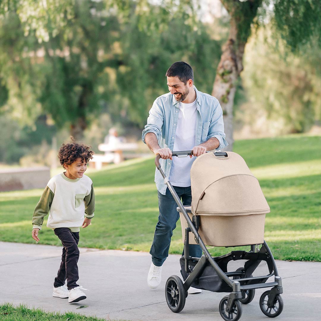  UPPAbaby CRUZ V2 + Cloud T Travel System、mySite、merchandisen
