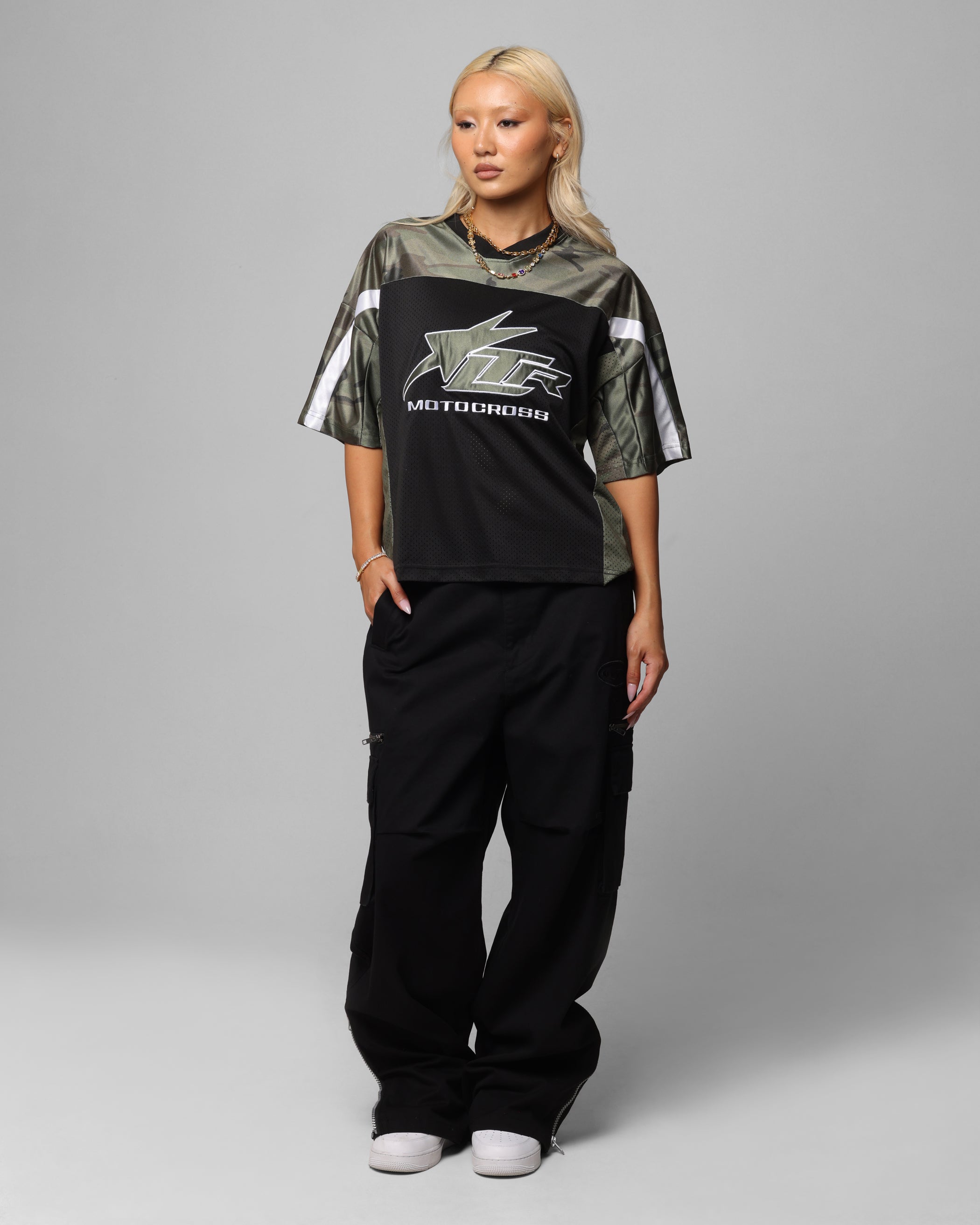 {product_title} - {shop_name}