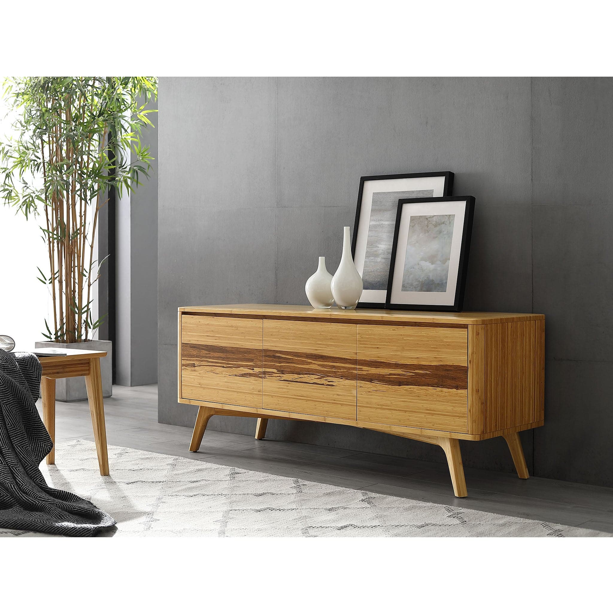 Azara Media Cabinet、mySite、neckold