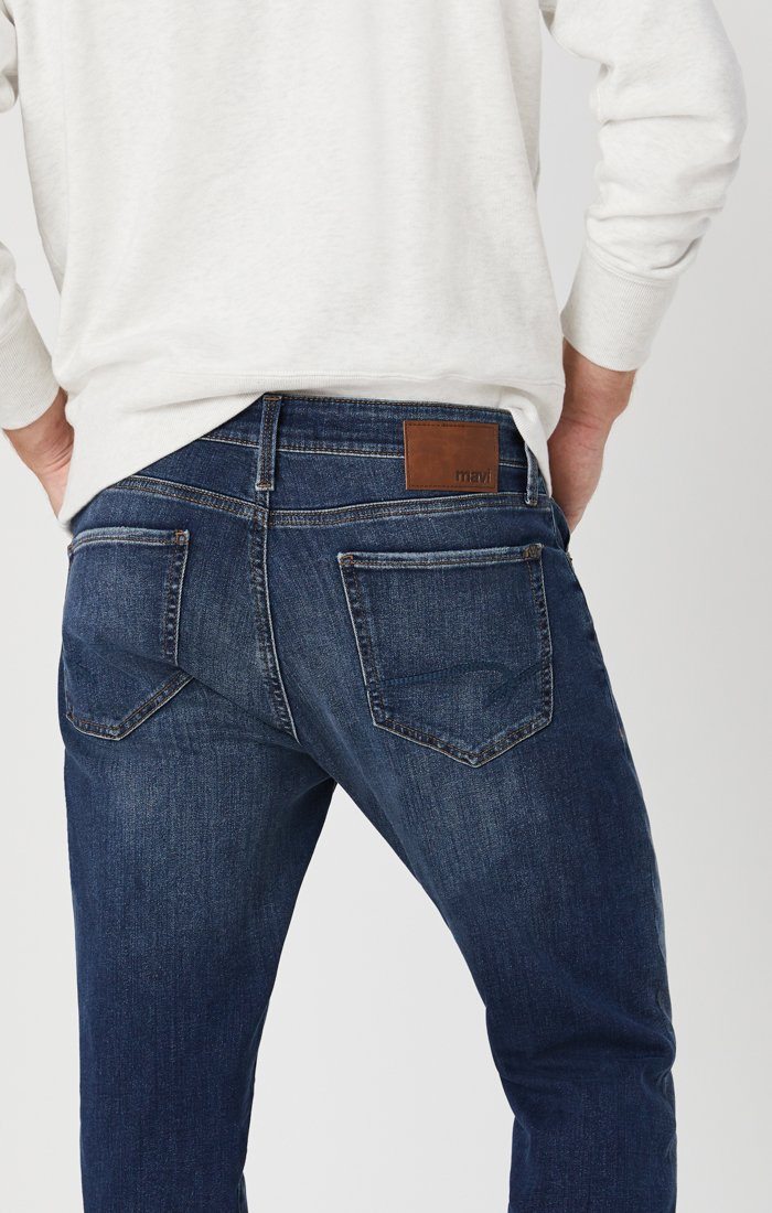 {product_title} - {shop_name}