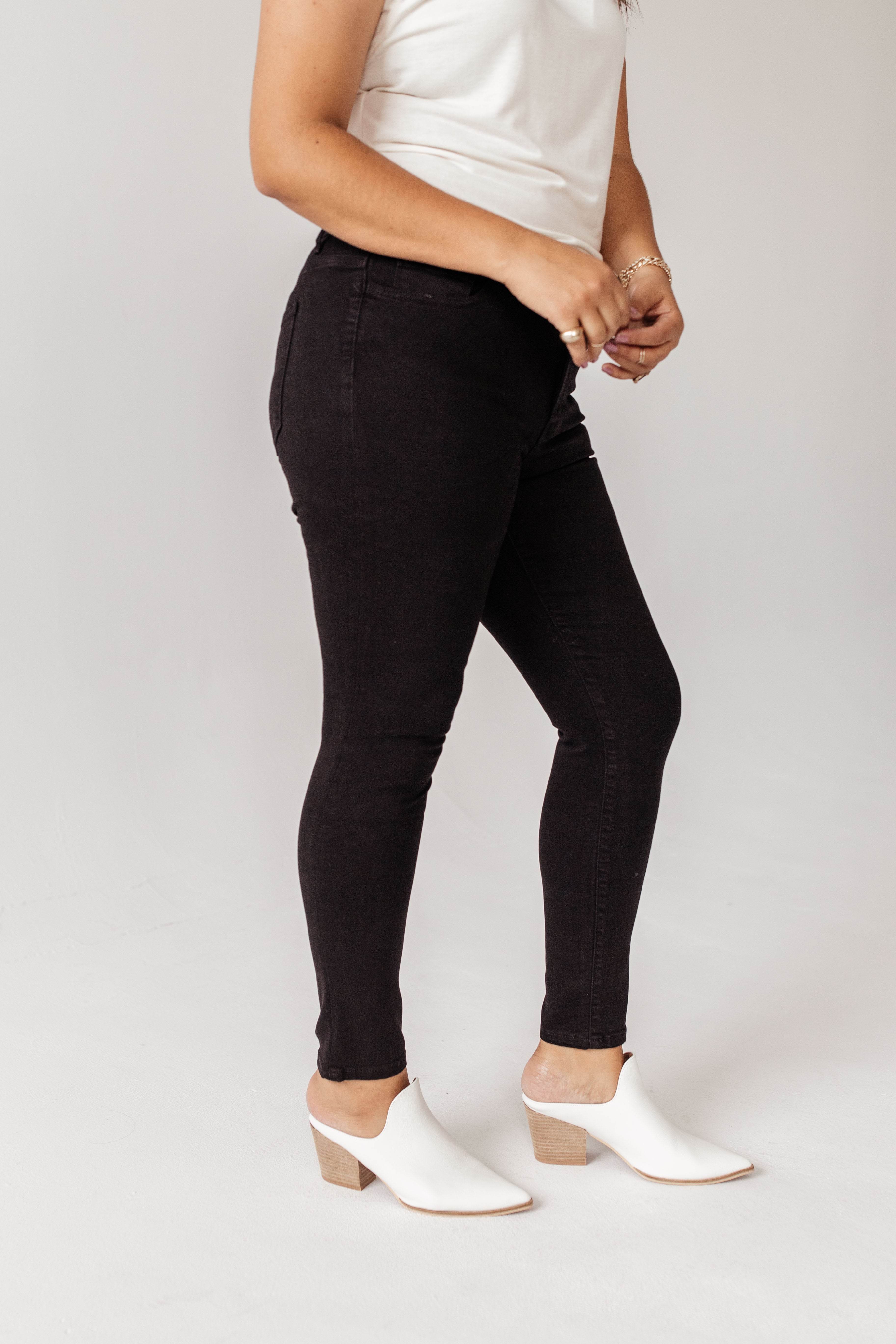 {product_title} - {shop_name}