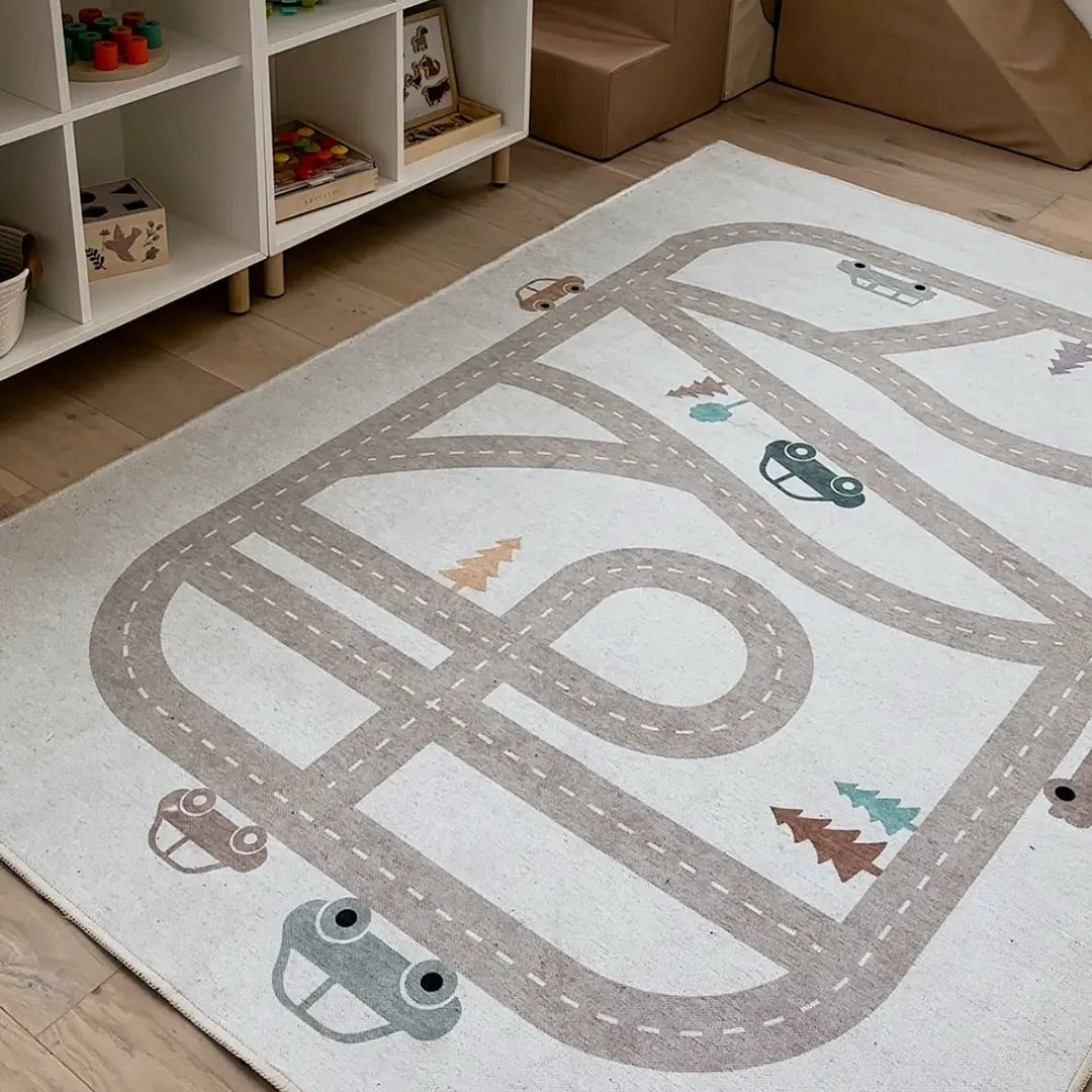 Playful Roads Modern Grey Area Flat-Weave Rug、mySite、gigharbornorthrealestate