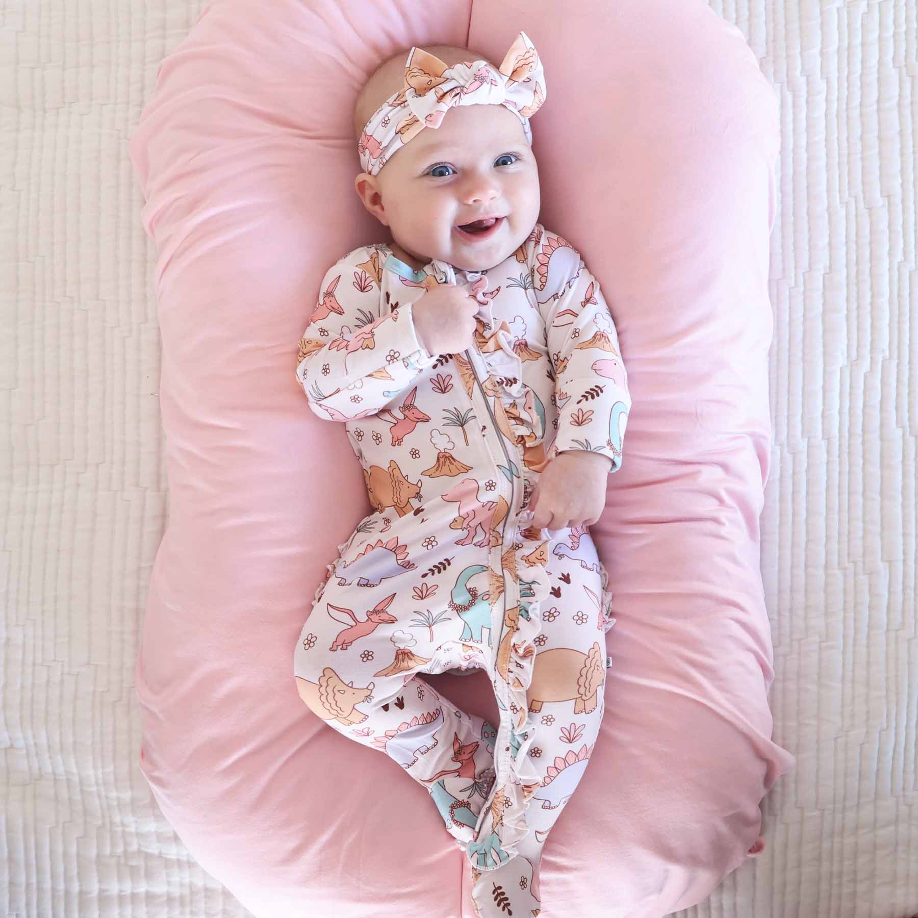  Dolly's Dinos Ruffle Zipper Footie、mySite、layawaytickets