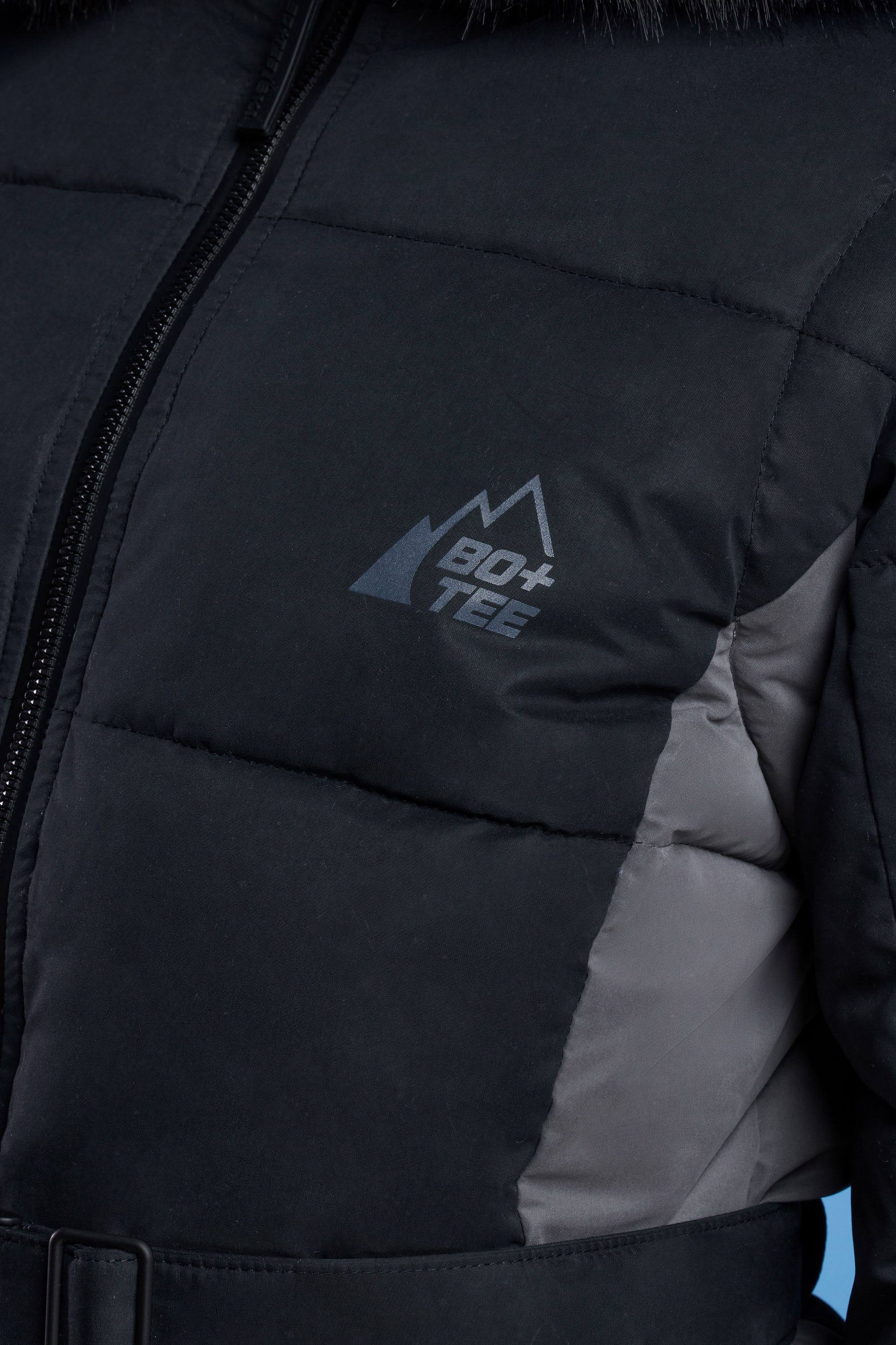 Ski Jacket with Detachable Sleeves in Black、mySite、solidvoid