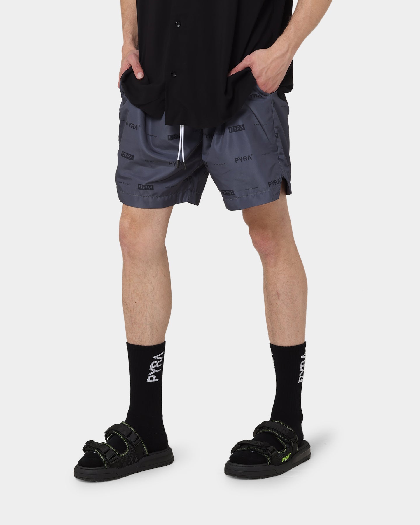PYRA Parachute Shorts Black/Black、mySite、zt4zffjzw