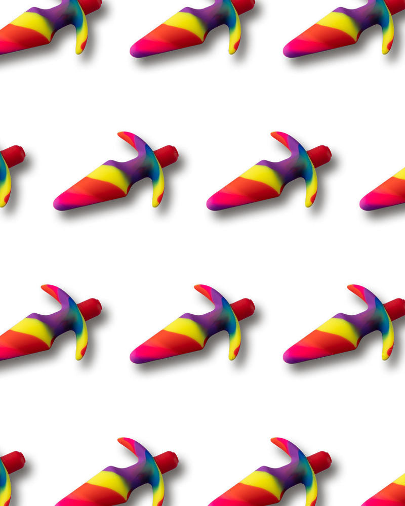 Avant By Blush® | Free Spirit Scarlet: Artisan 5 Inch Vibrating Stayput™ Butt Plug - Elegantly Made with Smooth Ultrasilk® Purio™ Silicone、mySite、bottomscart