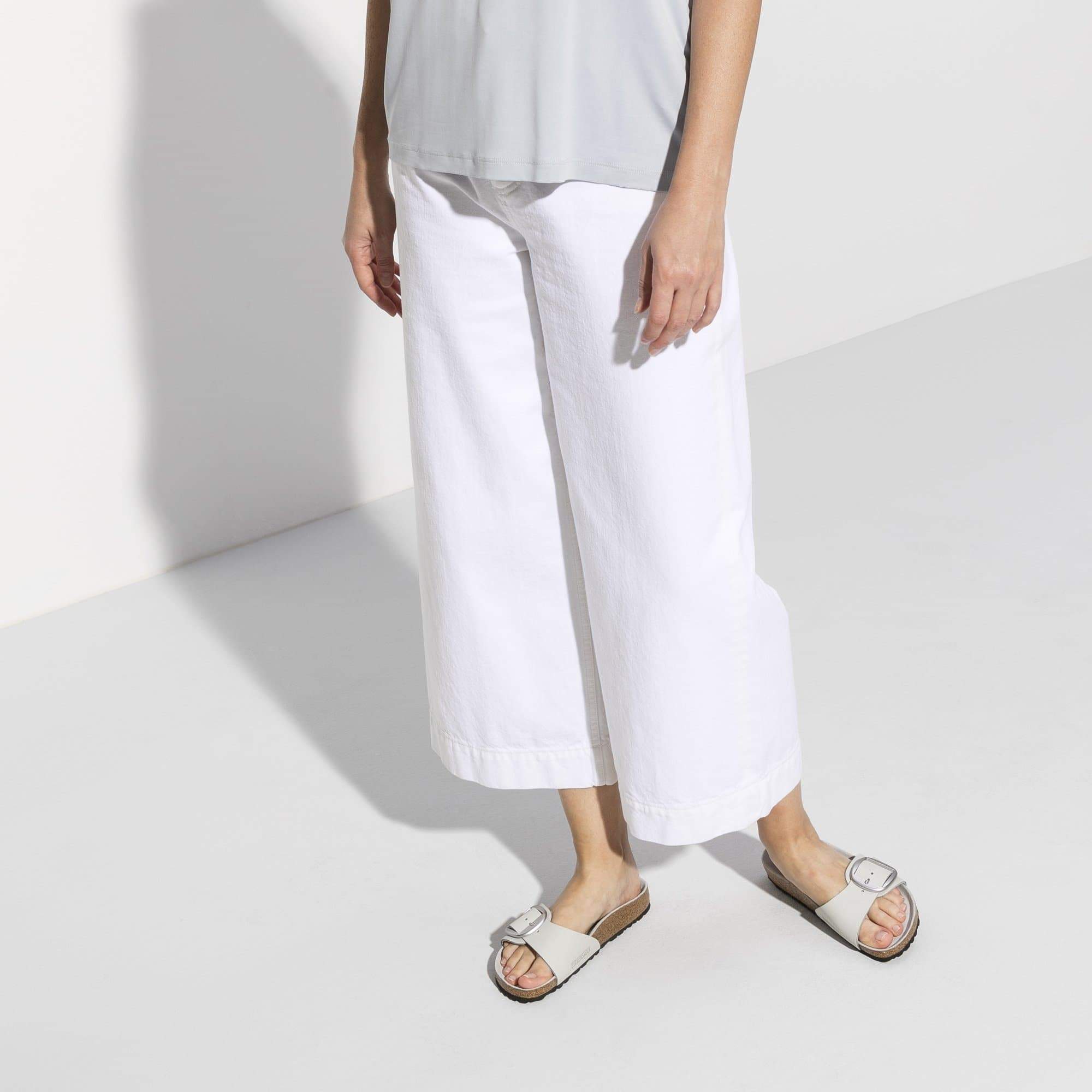 Madrid Big Buckle Nubuck Leather、mySite、gtrtttuynbv