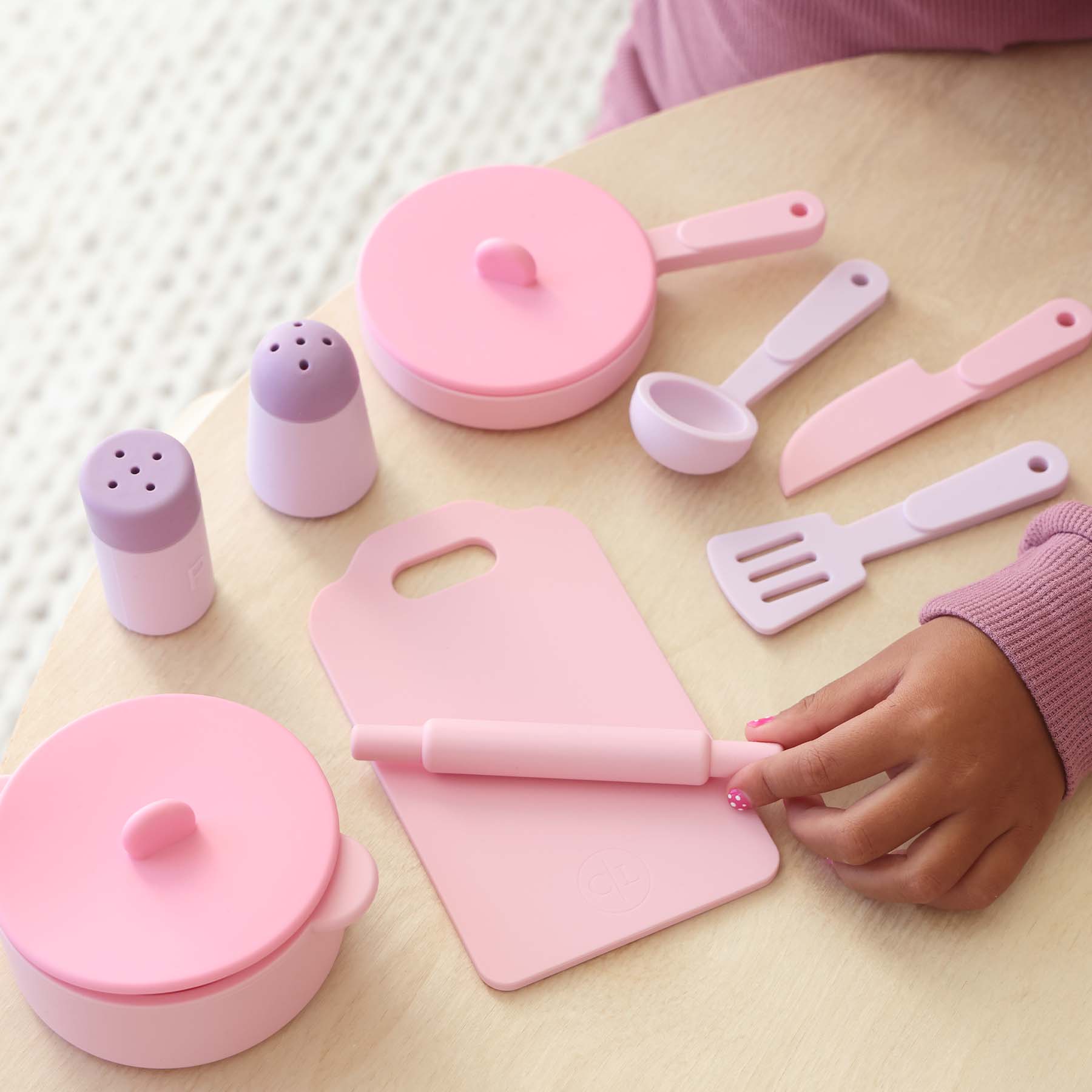  Silicone Play Kitchen Set with Personalized Cutting Board | Bubblegum、mySite、layawaytickets