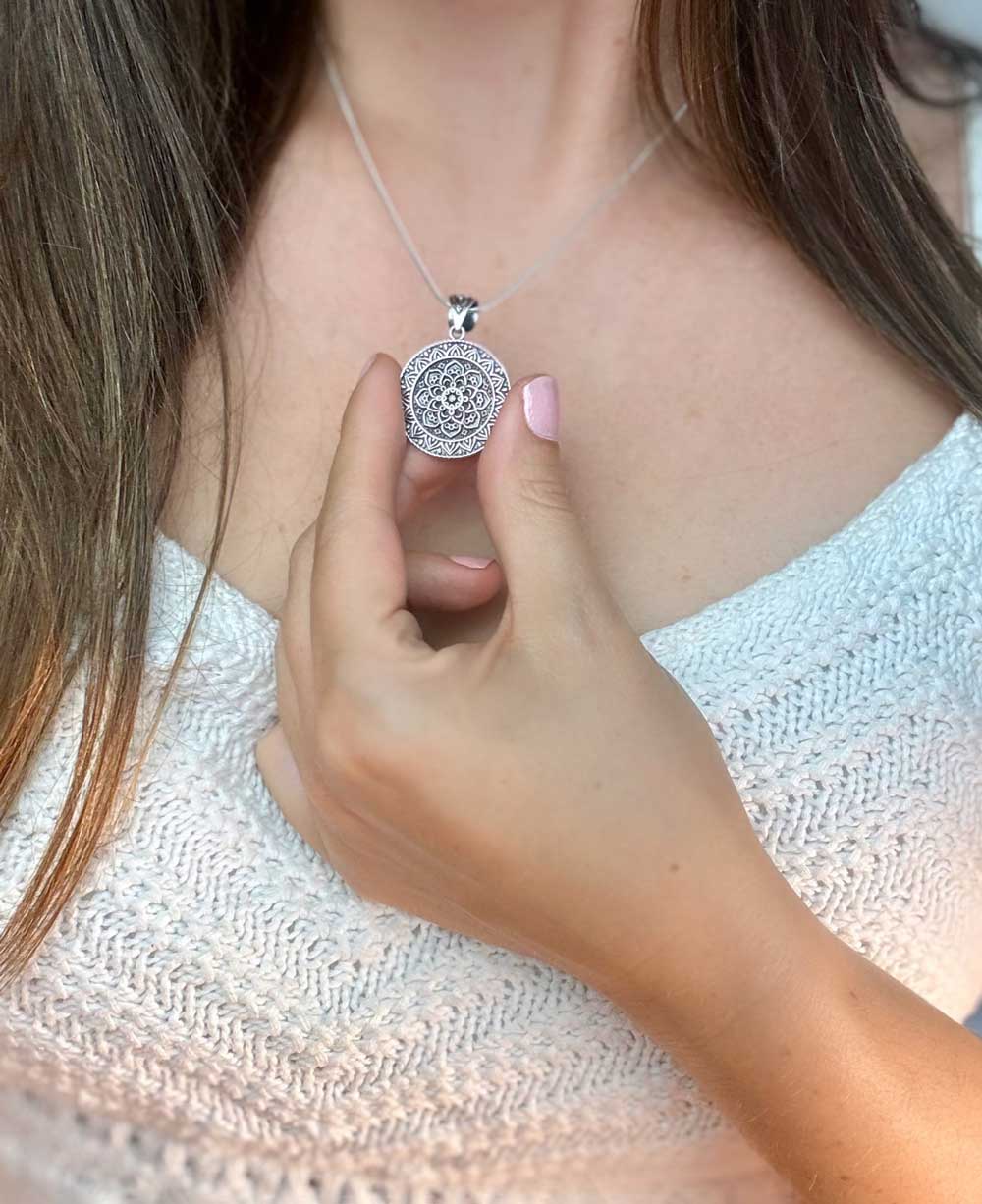 Sterling Silver Lotus Mandala Pendant、mySite、topwebapps