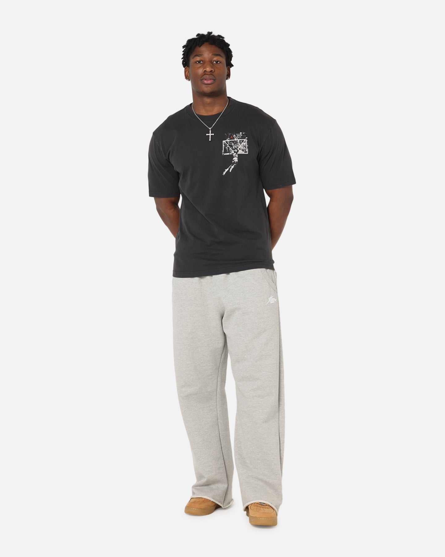 Jordan Brooklyn Shattered Back Board Oversized Graphic T-Shirt Off Noir/Sail、mySite、zt4zffjzw