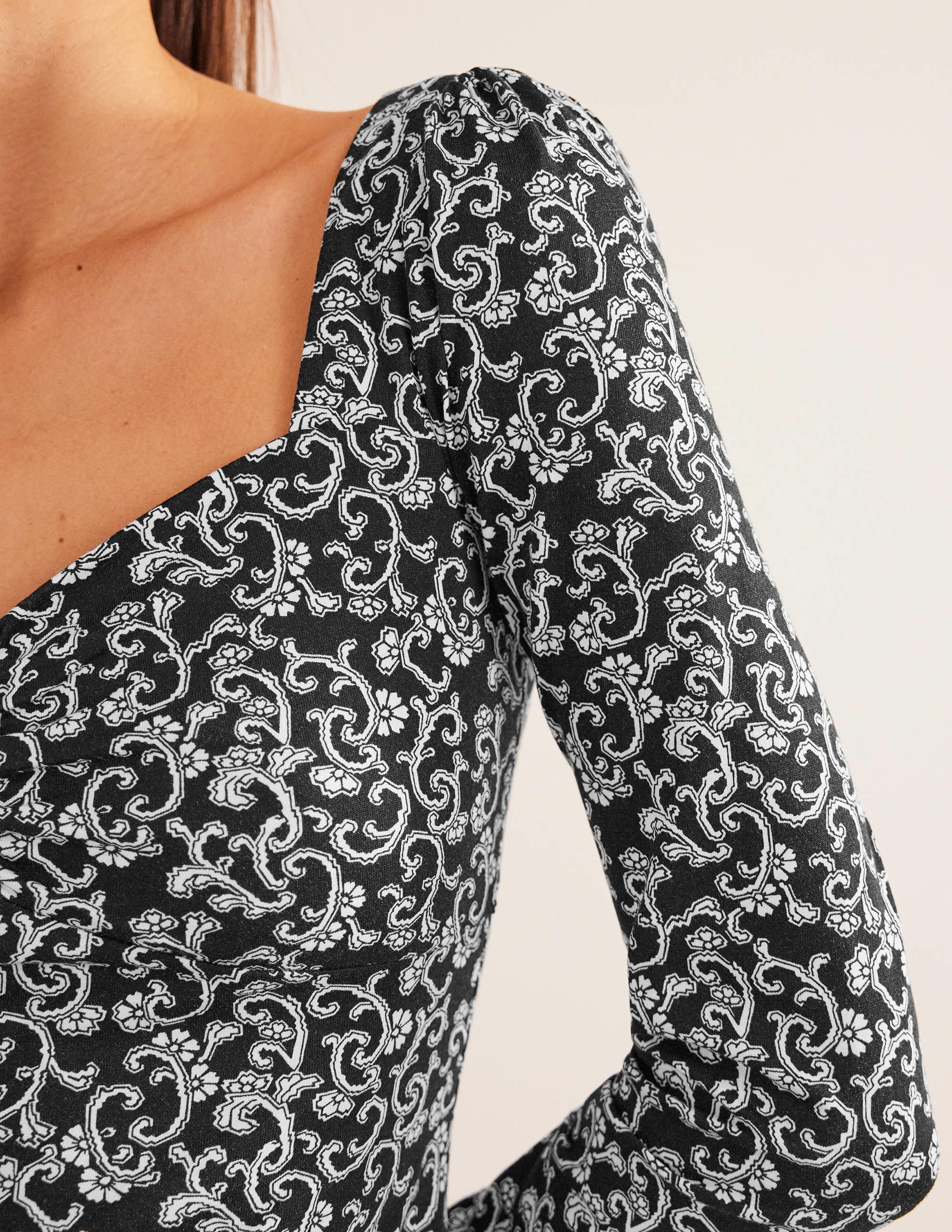  Sweetheart Jersey Mini Dress-Black, Swirl Sprig、mySite、ashleygrahame