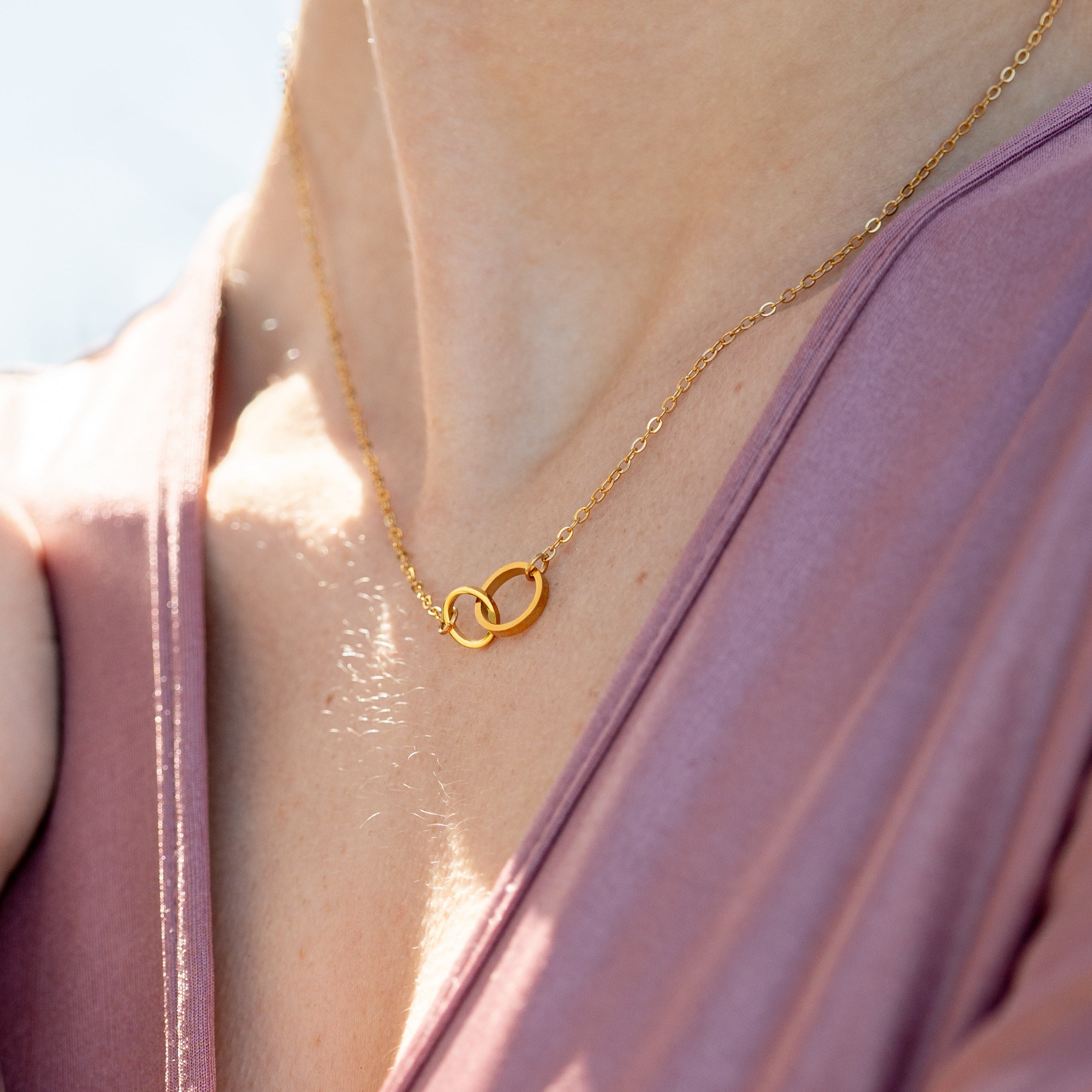 18K Gold PVD Stainless Steel Intertwined Rings Necklace / CHN0078、mySite、dreamappss