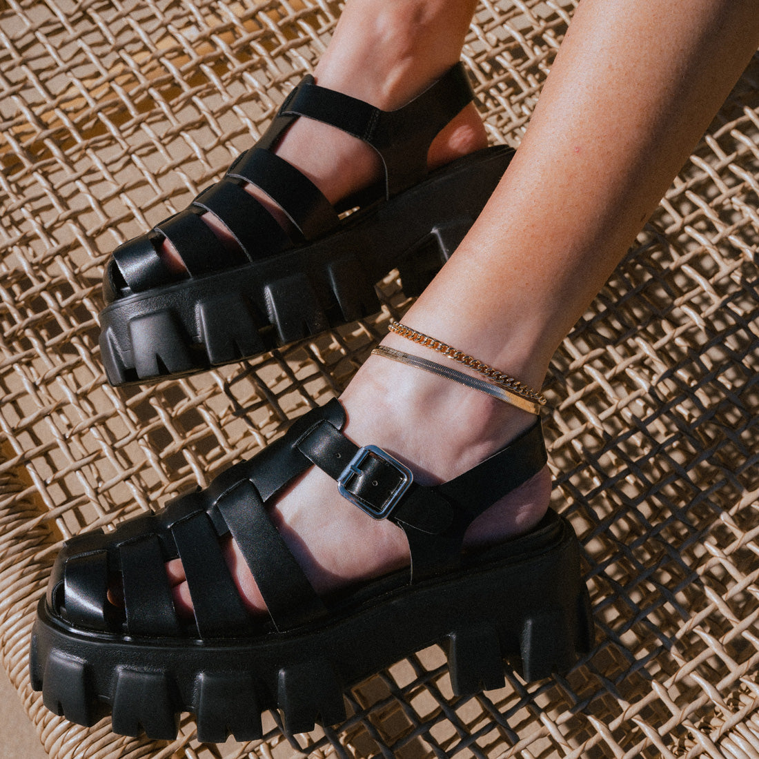 ECHO BLACK - SM REBOOTED、mySite、gtrtttuynbv