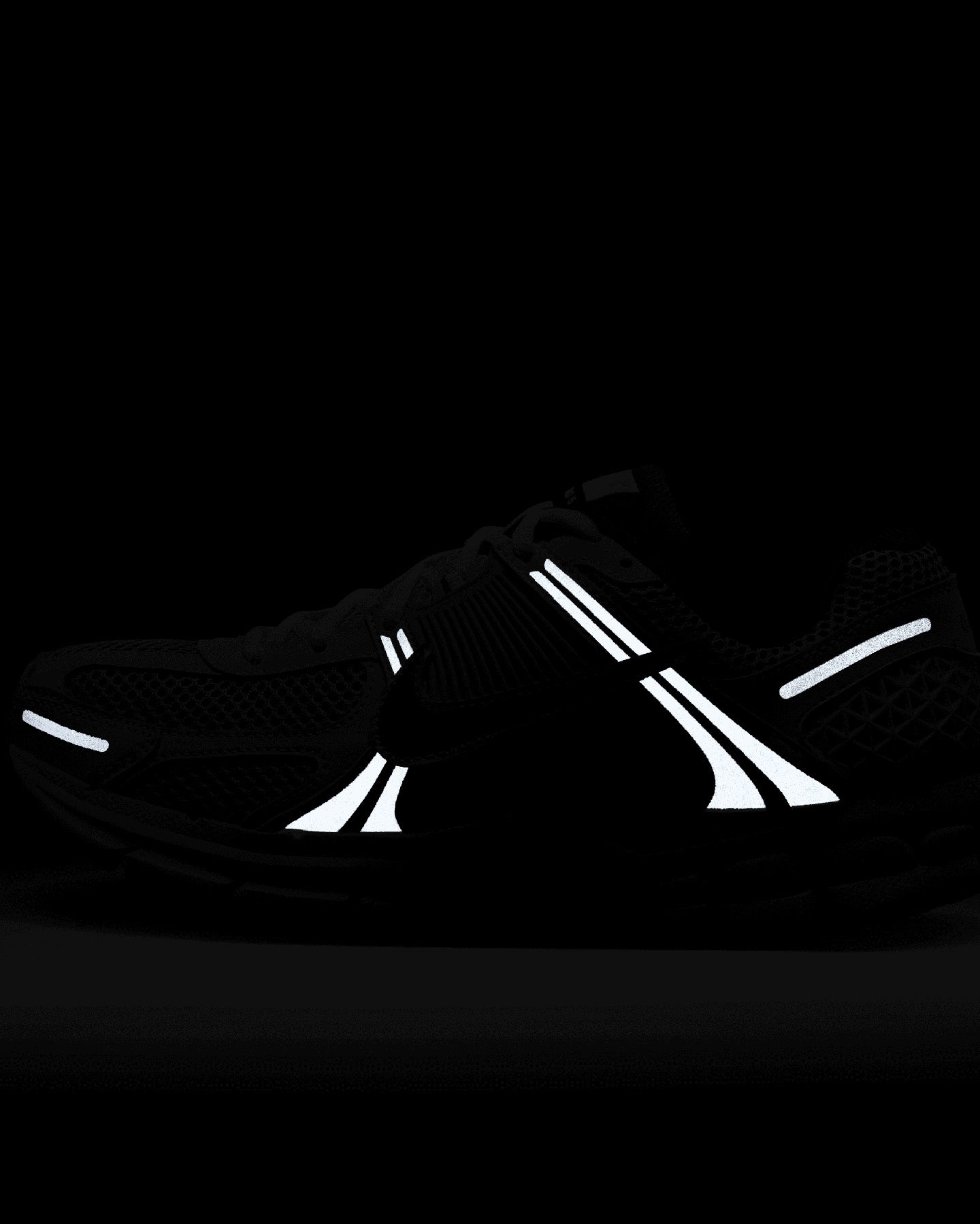 Nike Women's Zoom Vomero 5 Platinum Tint、mySite、zt4zffjzw