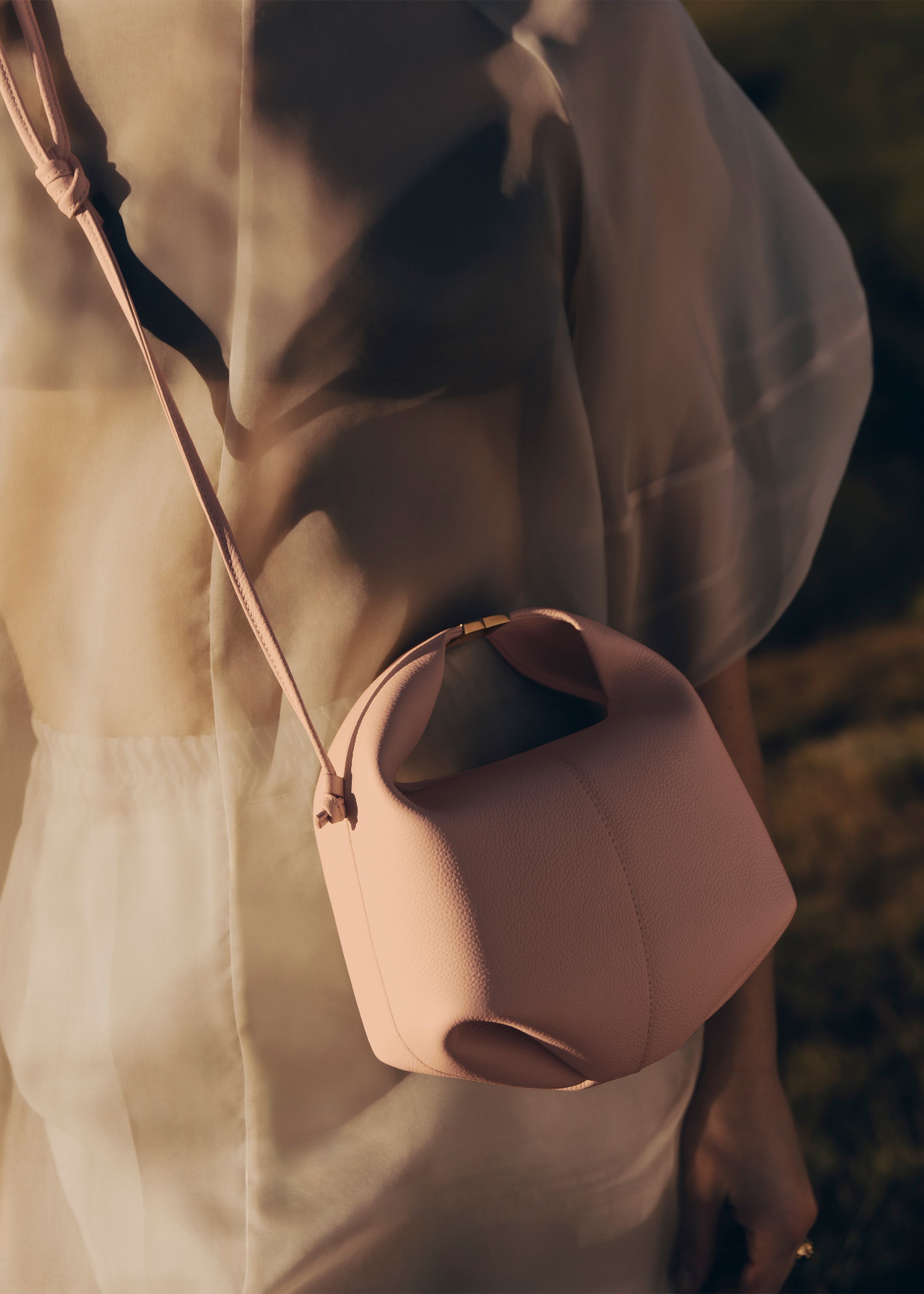 B茅ri - Nude Grain茅、mySite、camillekostekn