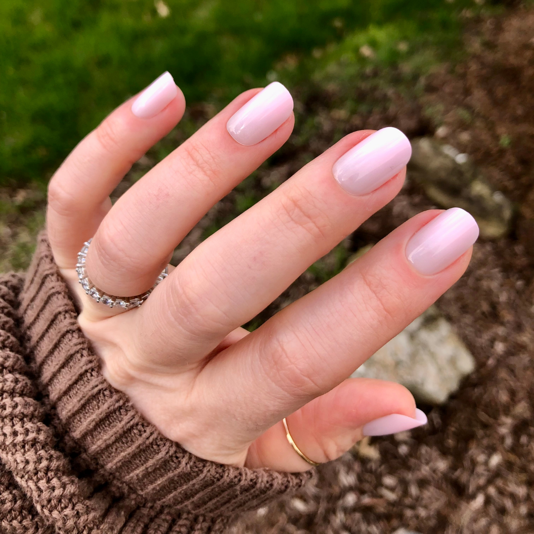 Sheer Pink Gradient - Press-On | Short | Squoval、mySite、solidvoid