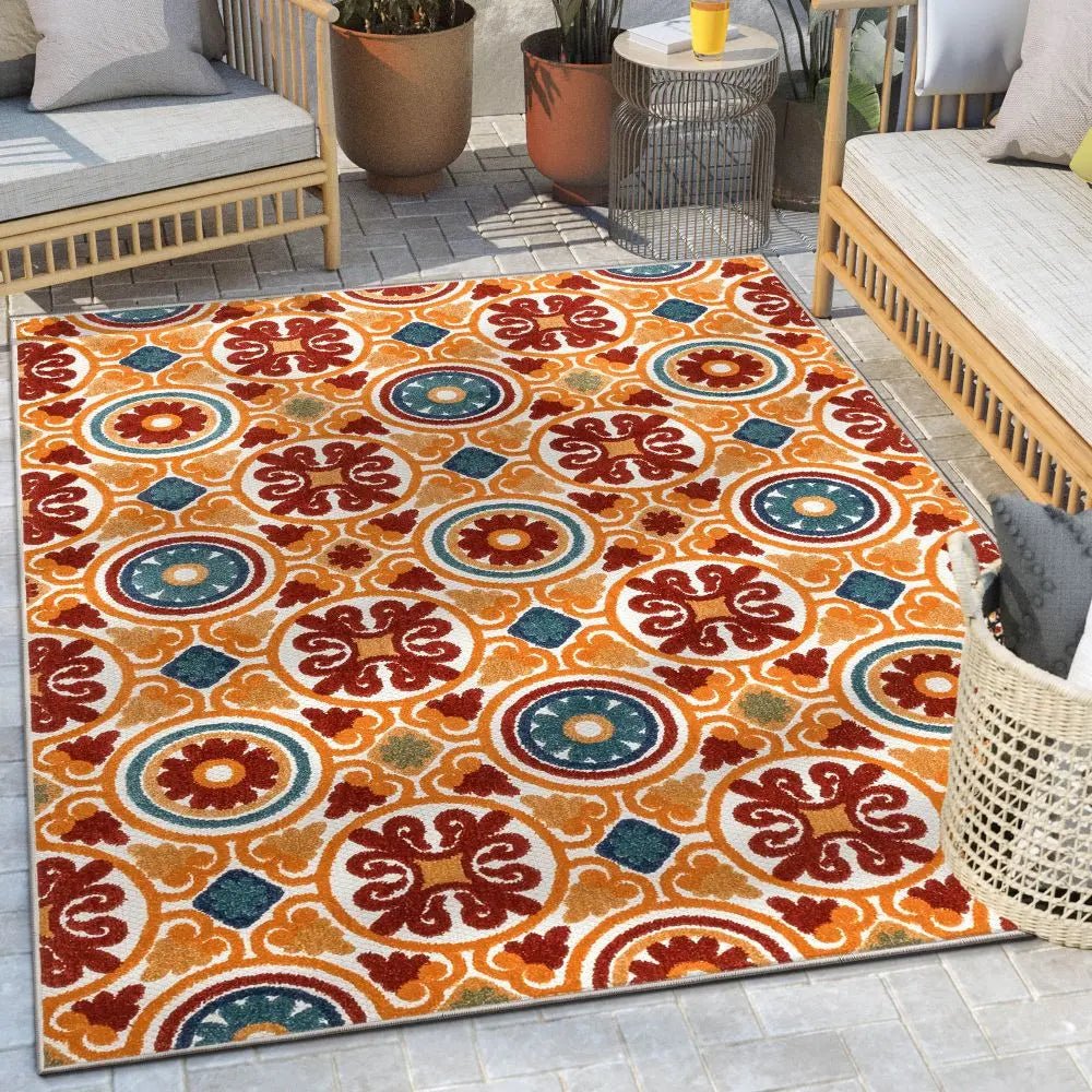 Audun Modern Geometric Indoor/Outdoor Red High-Low Rug、mySite、gigharbornorthrealestate