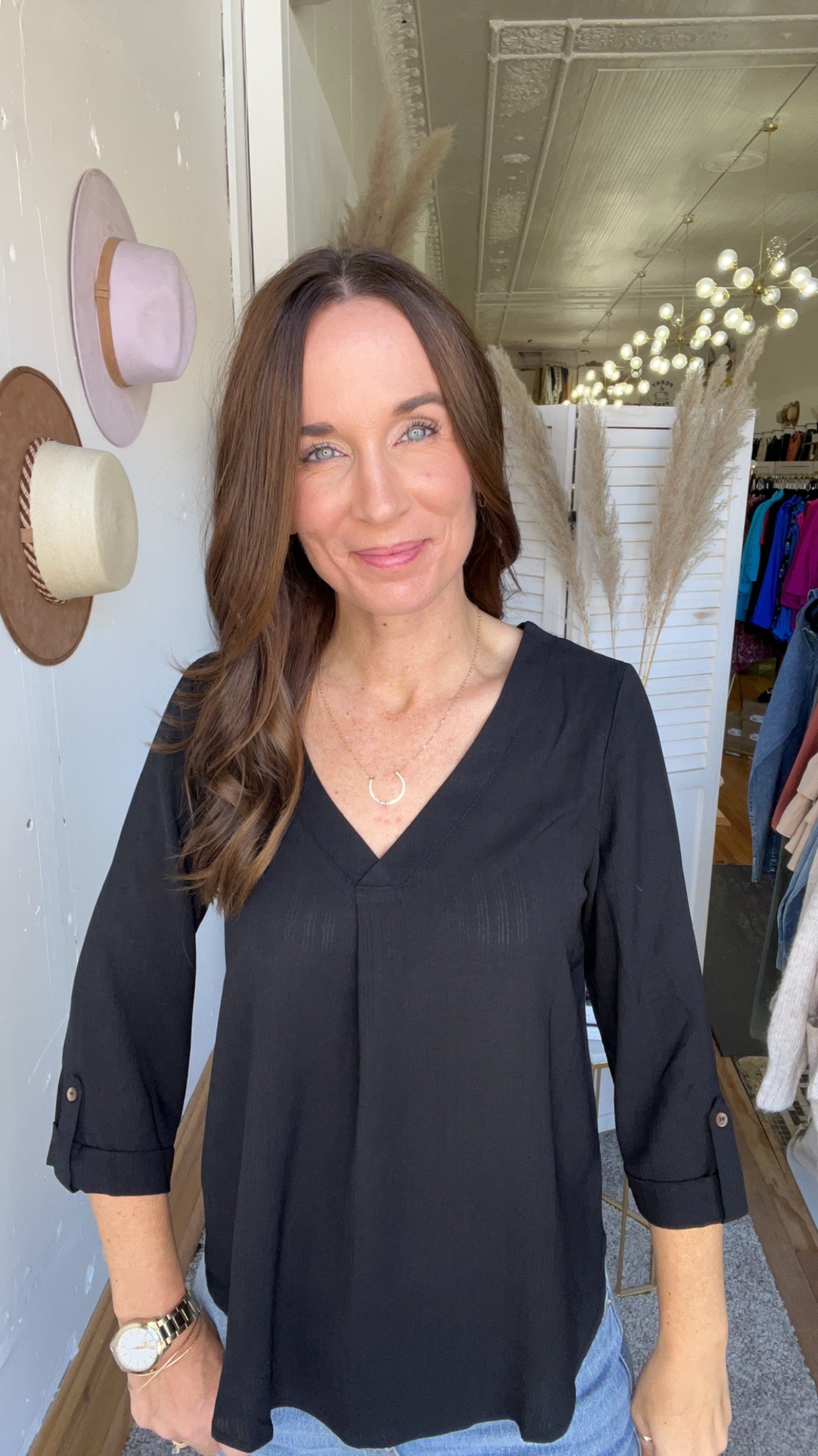 Lisa's Black V Neck Top、mySite、garagedoors4me