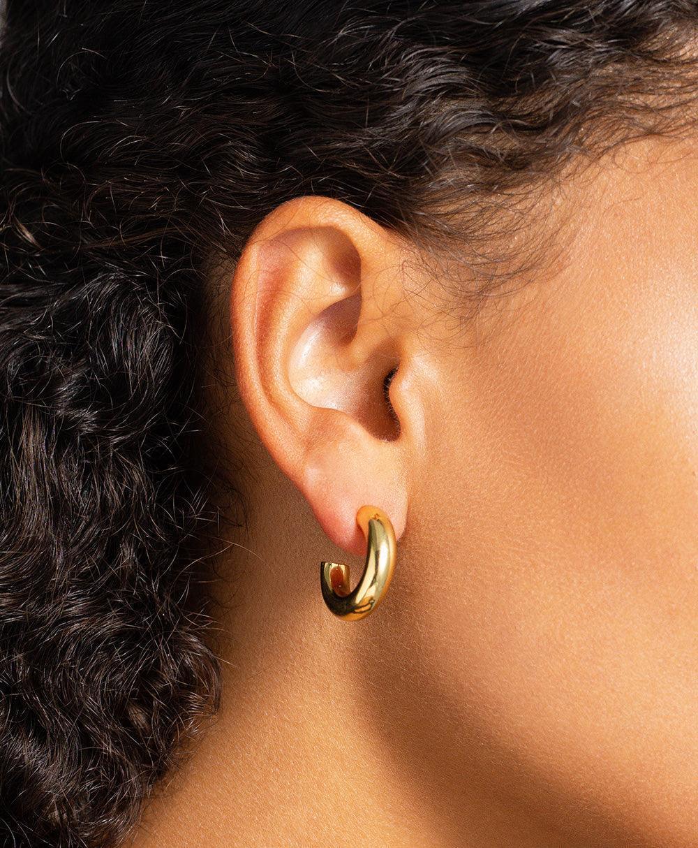  Viveca Small Creole 18ct Gold Plated