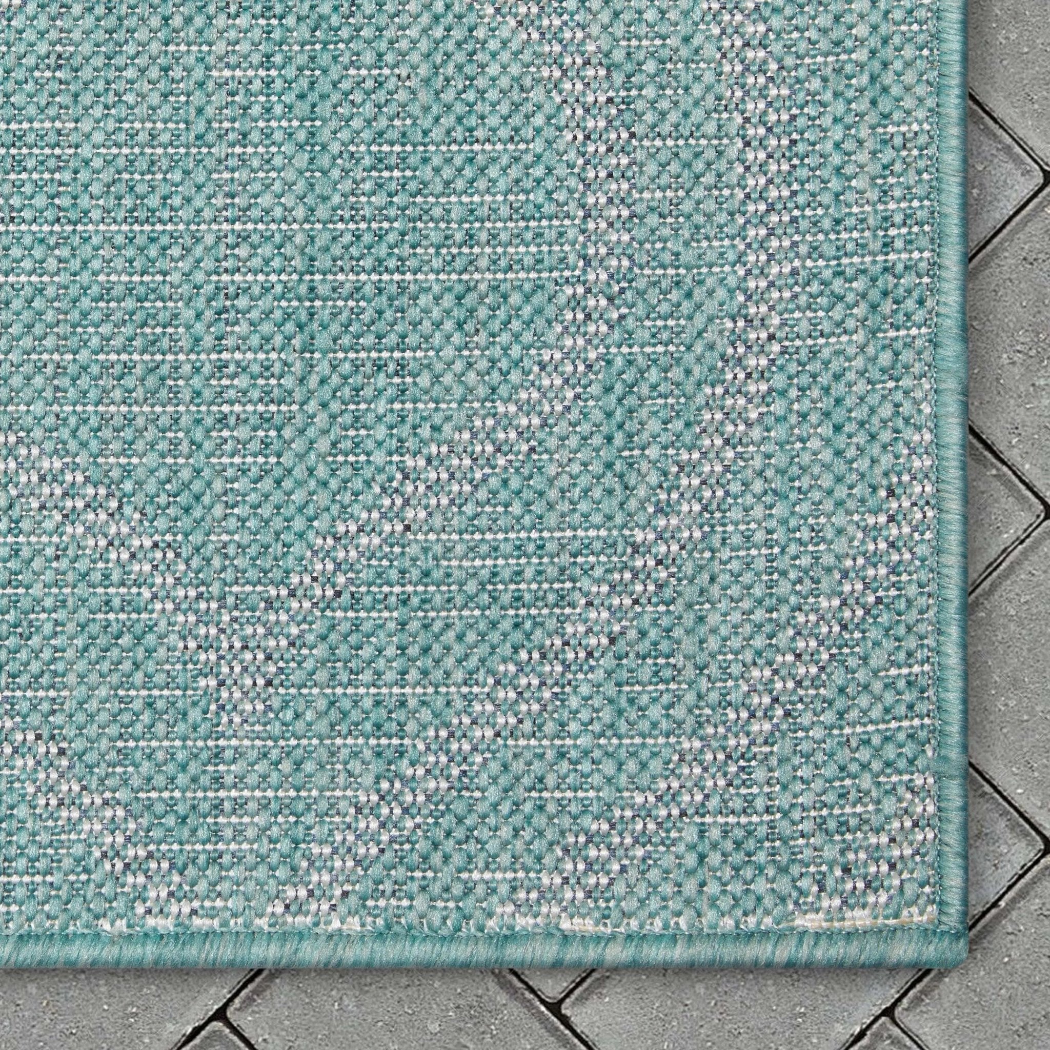 Ludo Lattice Trellis Indoor/Outdoor Blue Textured Rug、mySite、gigharbornorthrealestate