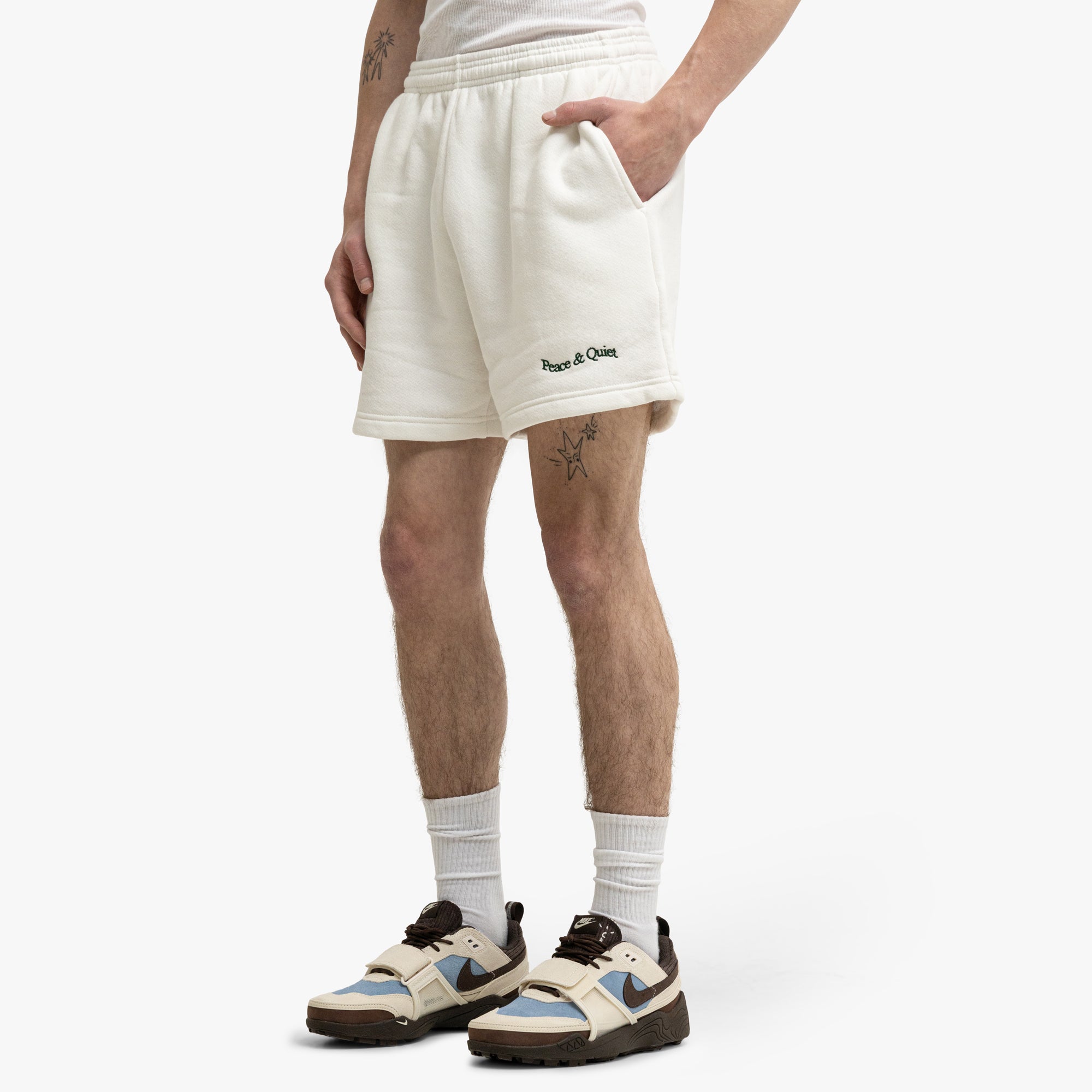  Museum Of Peace & Quiet Shorts White、mySite、merchandisen