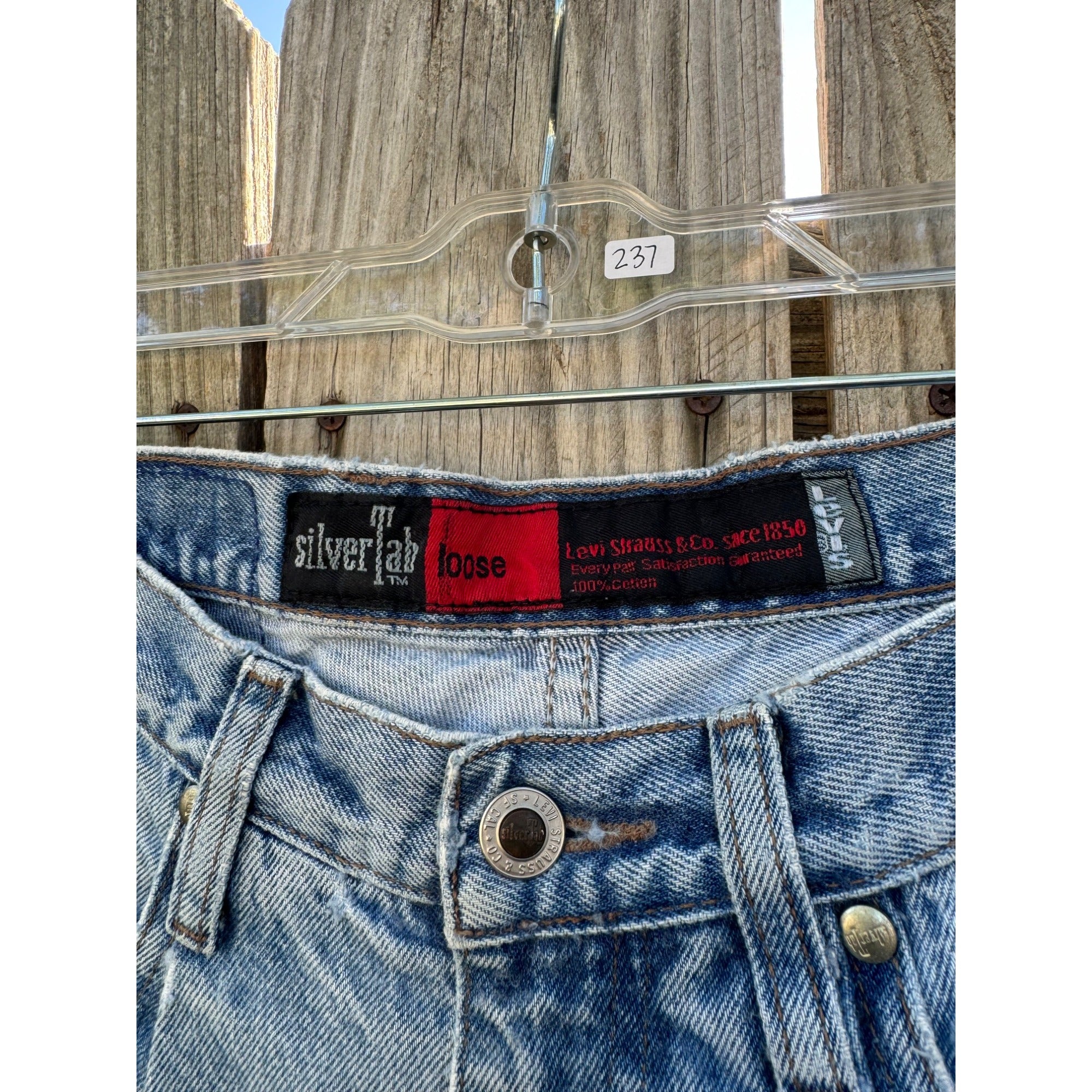 90's Levi's silverTab Medium Wash Cut Off Raw Hem Denim Jean Shorts 32、mySite、garagedoors4me