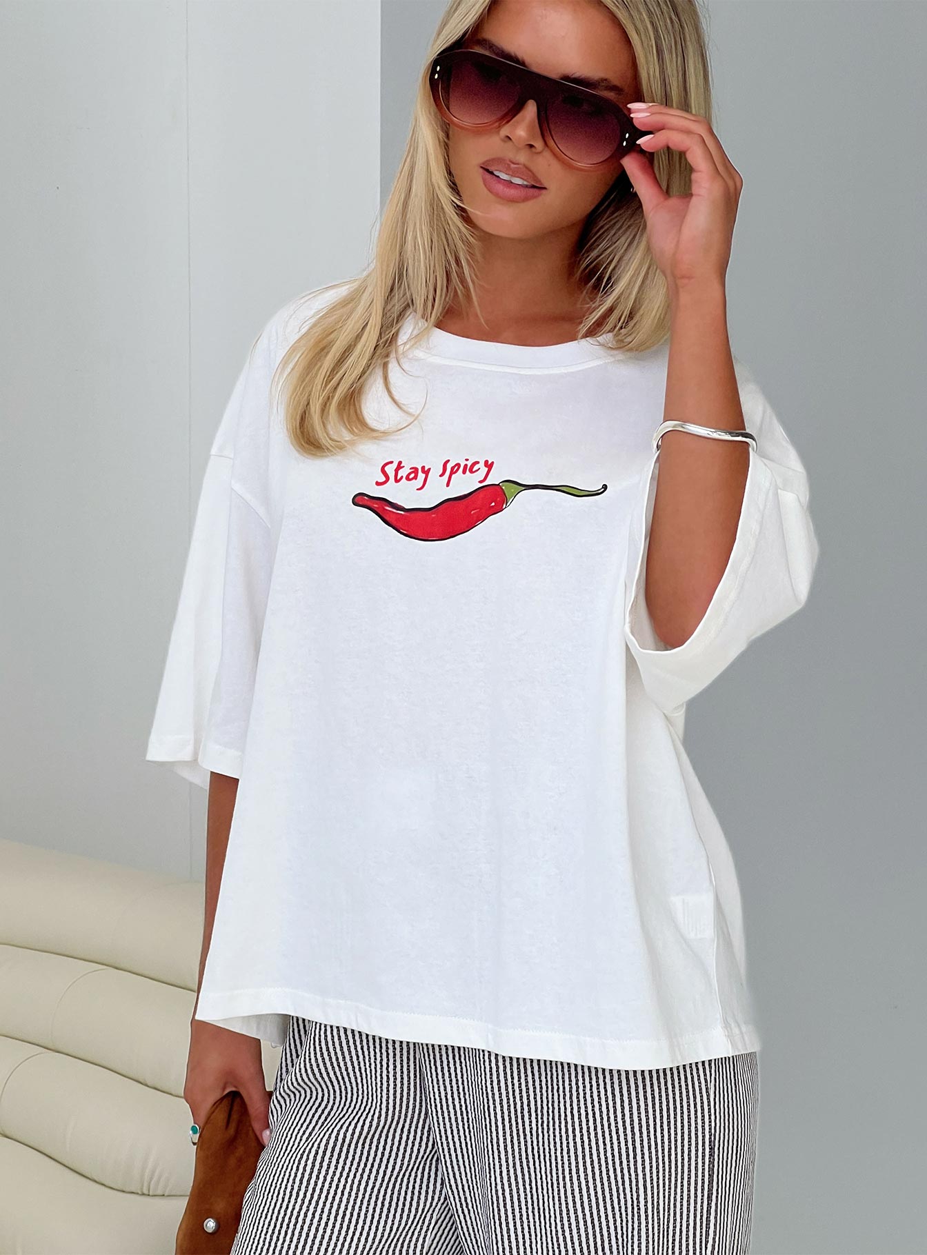 Stay Spicy Graphic Top White、mySite、solidvoid
