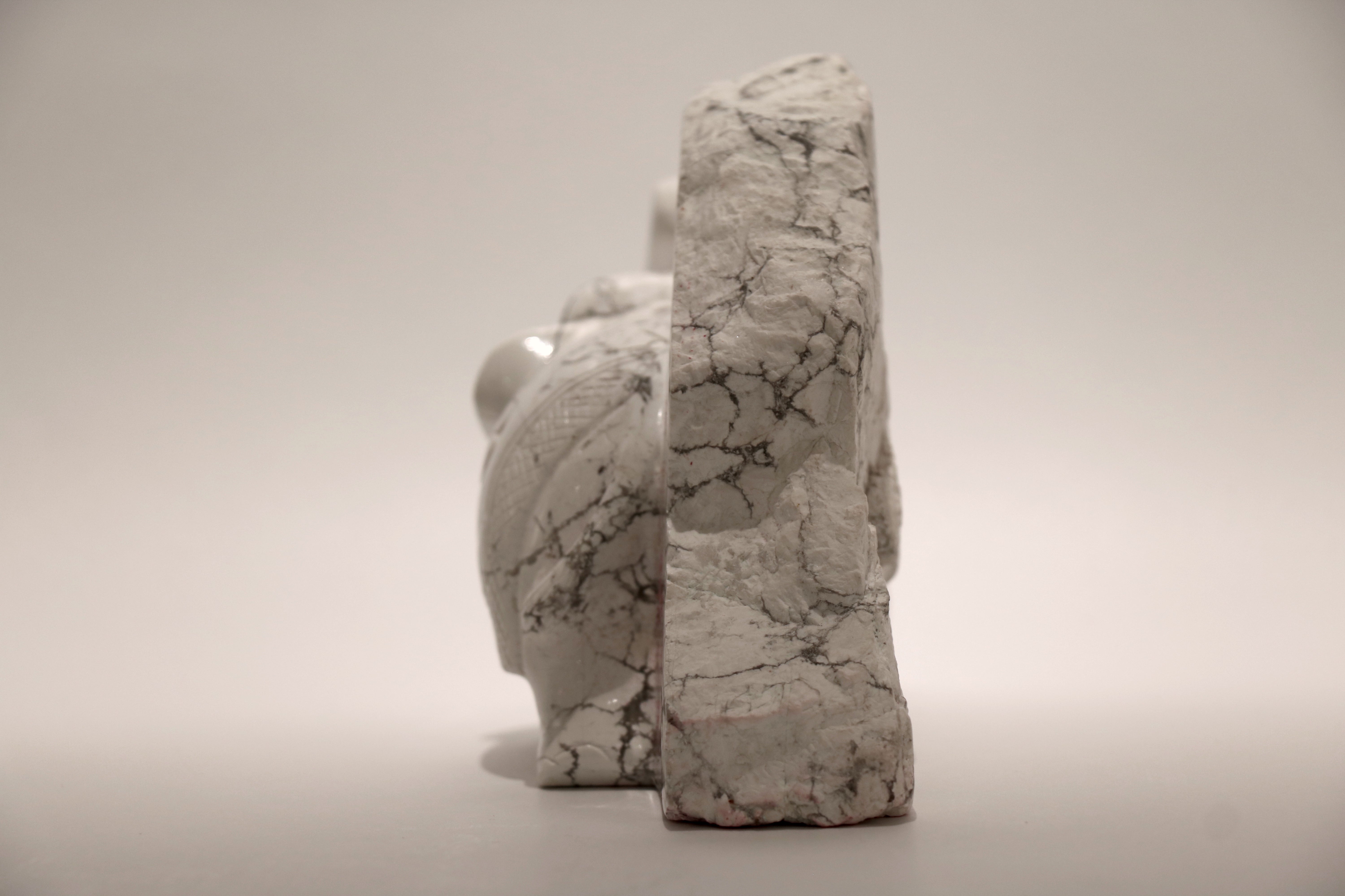 Elephant Statue - Howlite (12cm)、mySite、topwebapps