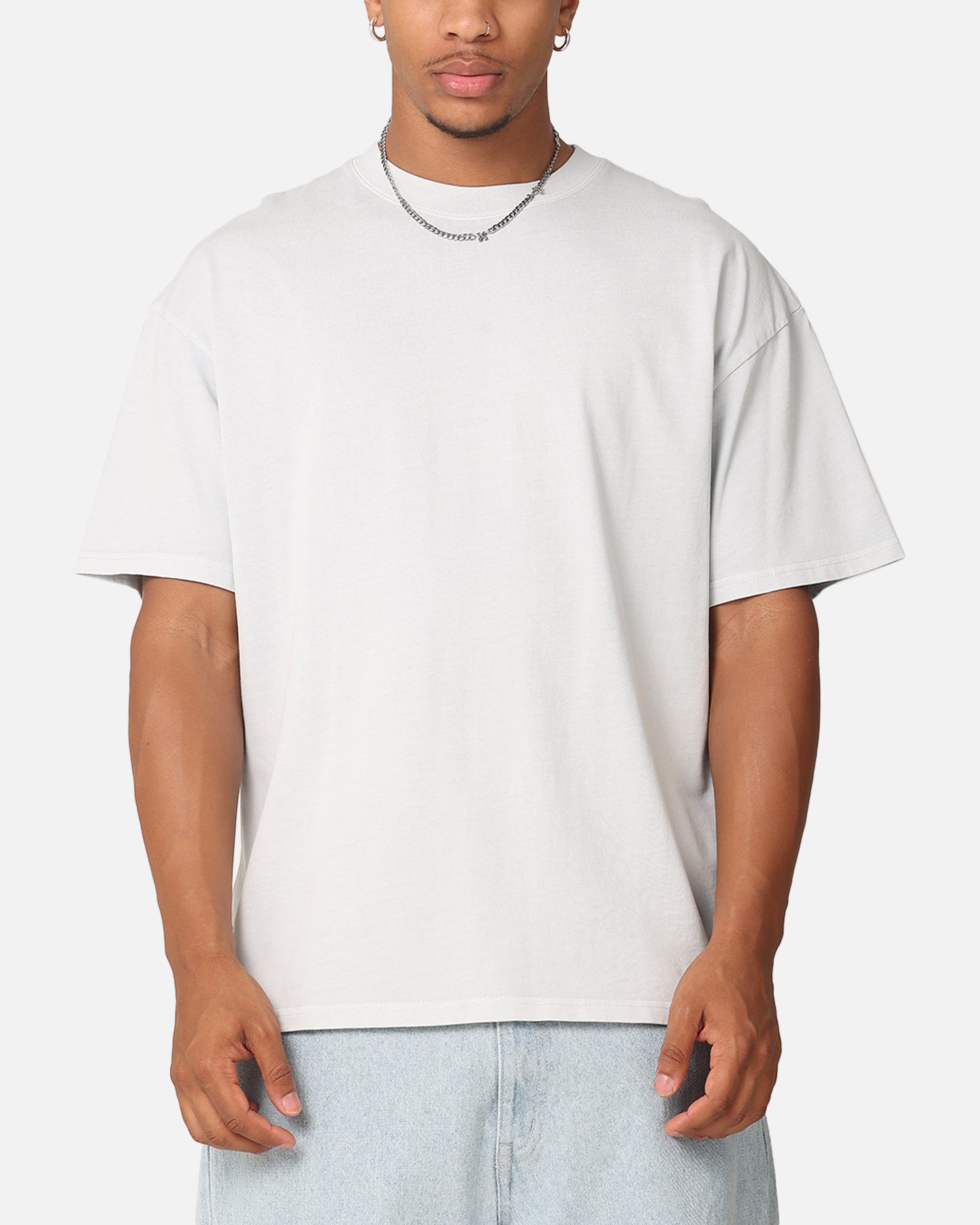 {product_title} - {shop_name}