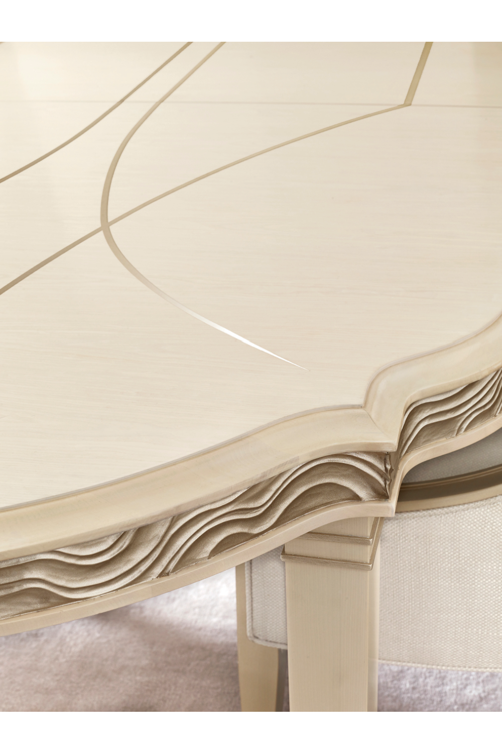 Carved Oval Dining Table | Caracole Adela、mySite、neckold
