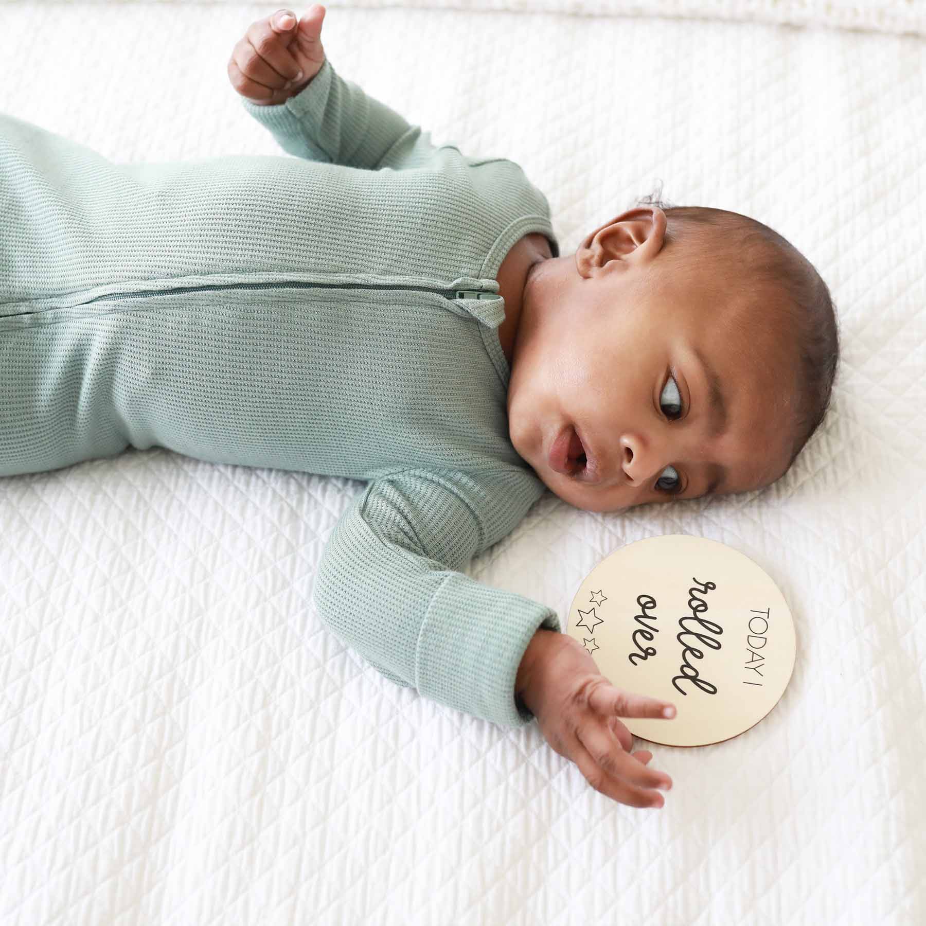  Funny Milestone Wood Announcements、mySite、layawaytickets