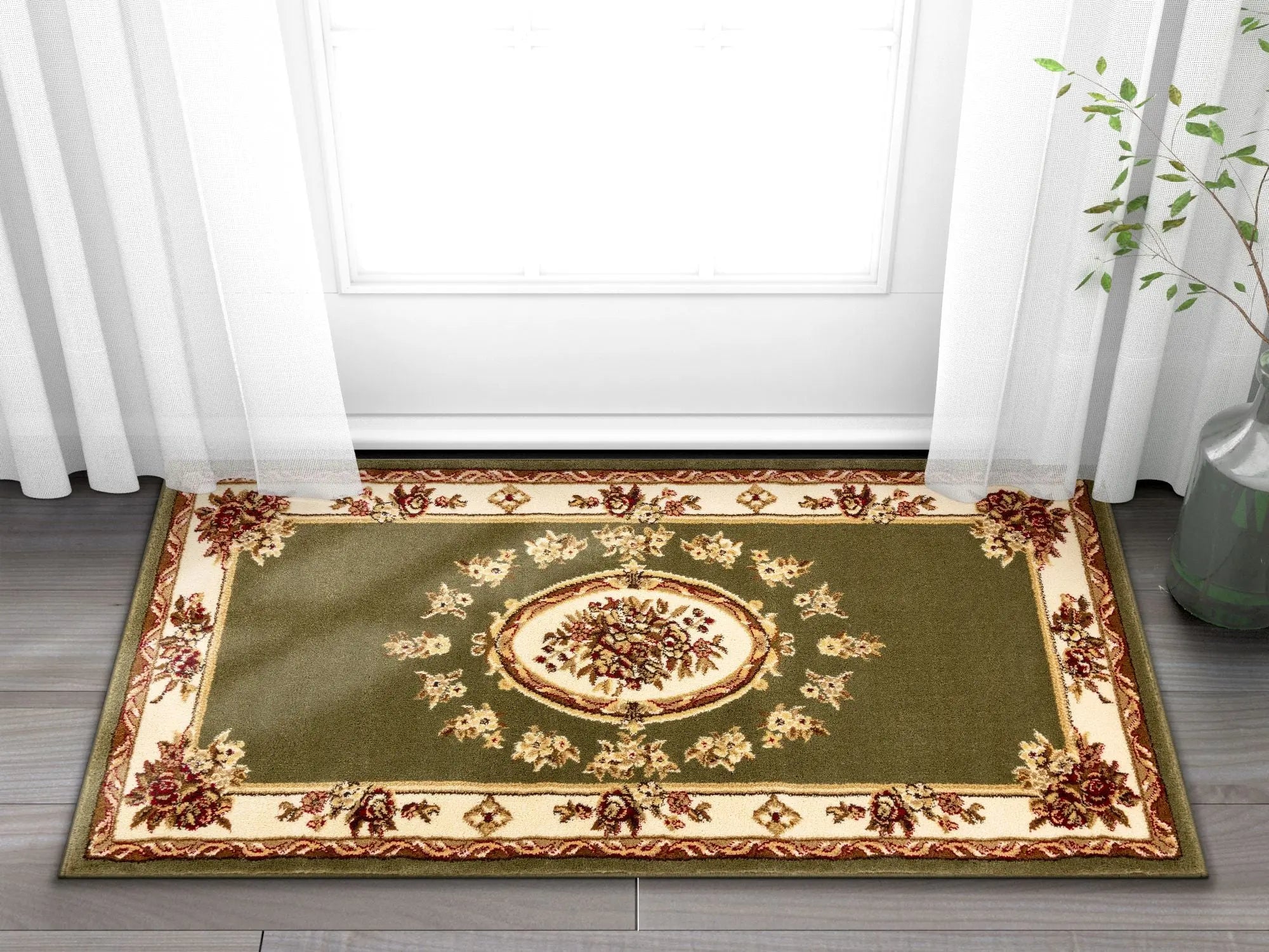 Le Petit Palais Green Traditional Rug、mySite、gigharbornorthrealestate