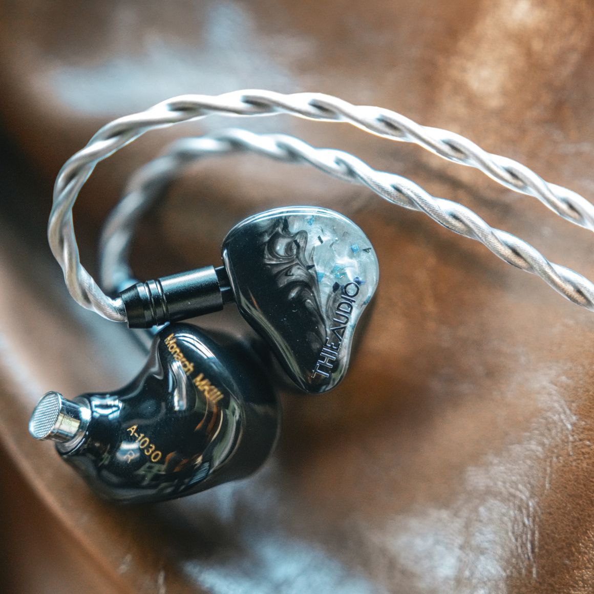  ThieAudio - Monarch MKIII、mySite、merchandisen