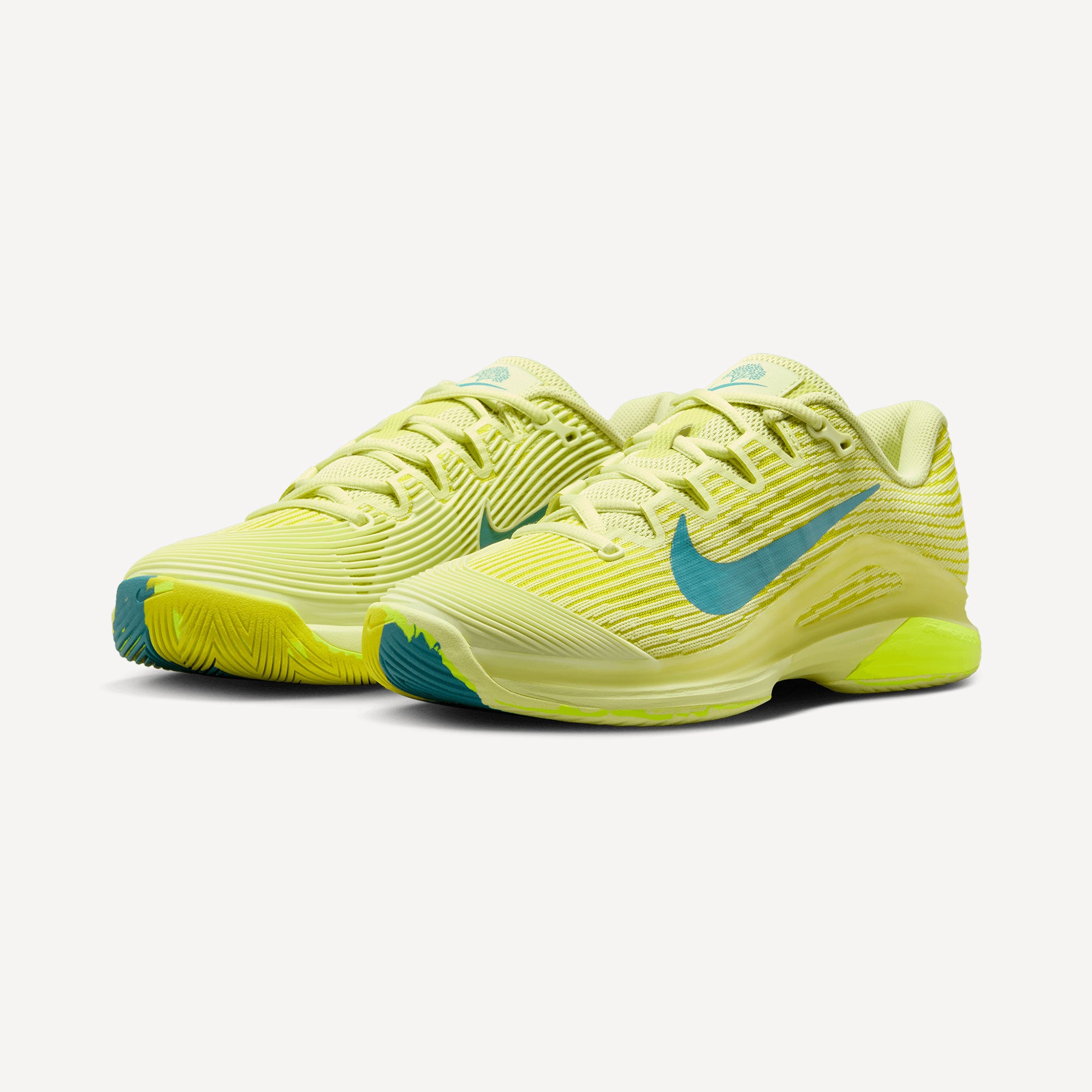Nike Vapor 12 PRM Women's Hard Court Tennis Shoes
