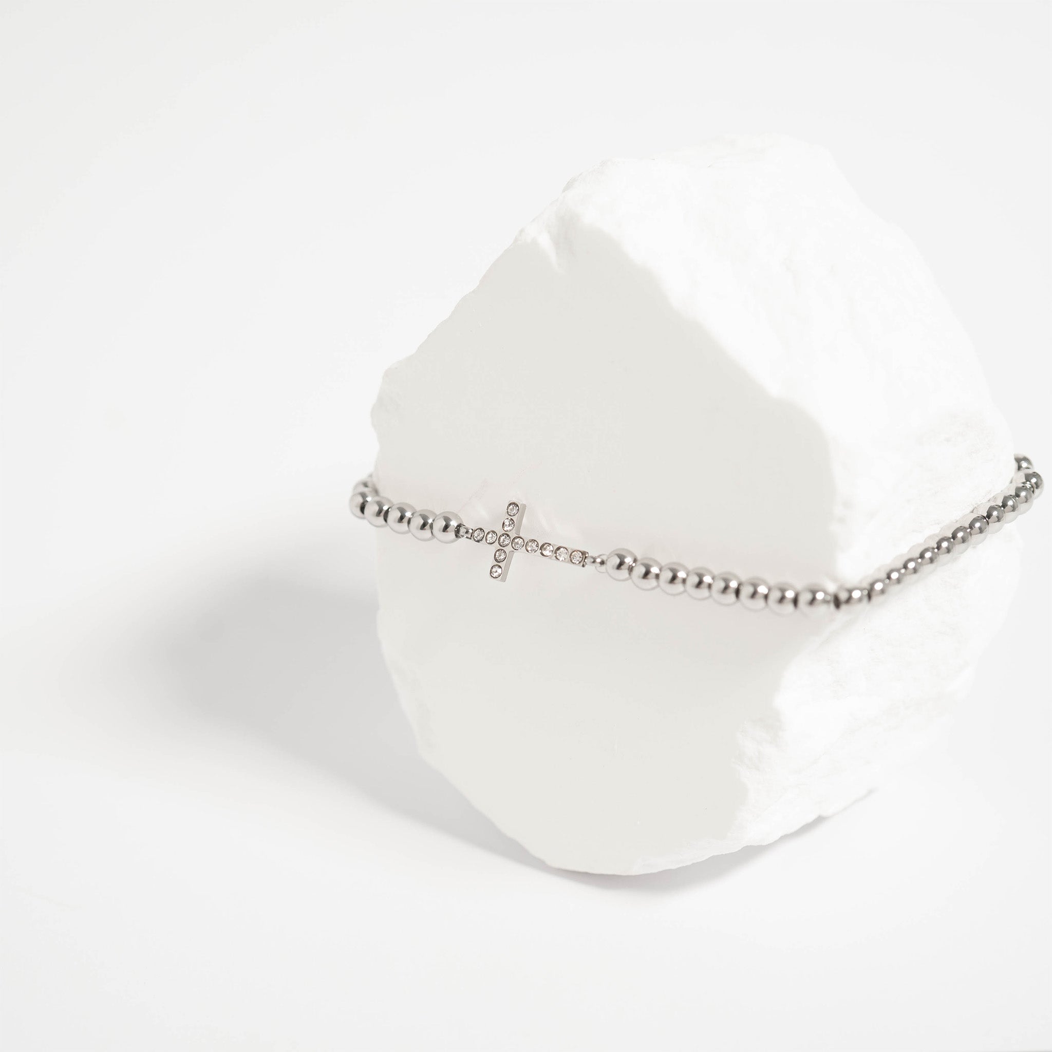 18K Gold PVD Stainless Steel Stone Cross Metal Beaded Stretch Bracelet / BRJ1019、mySite、dreamappss