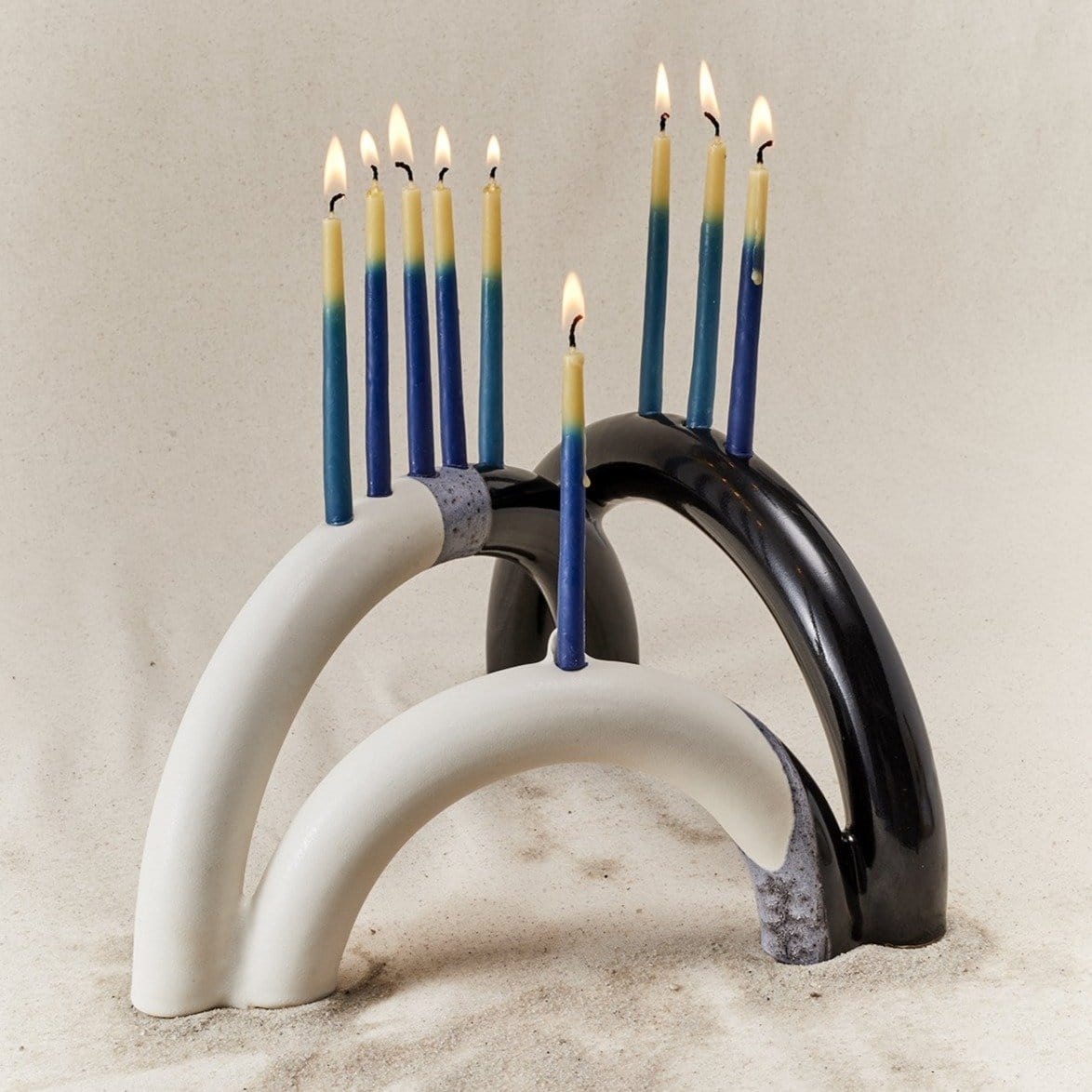 Shana Menorah by Style Union Home - Blanc or Noir Blanc、mySite、topwebapps
