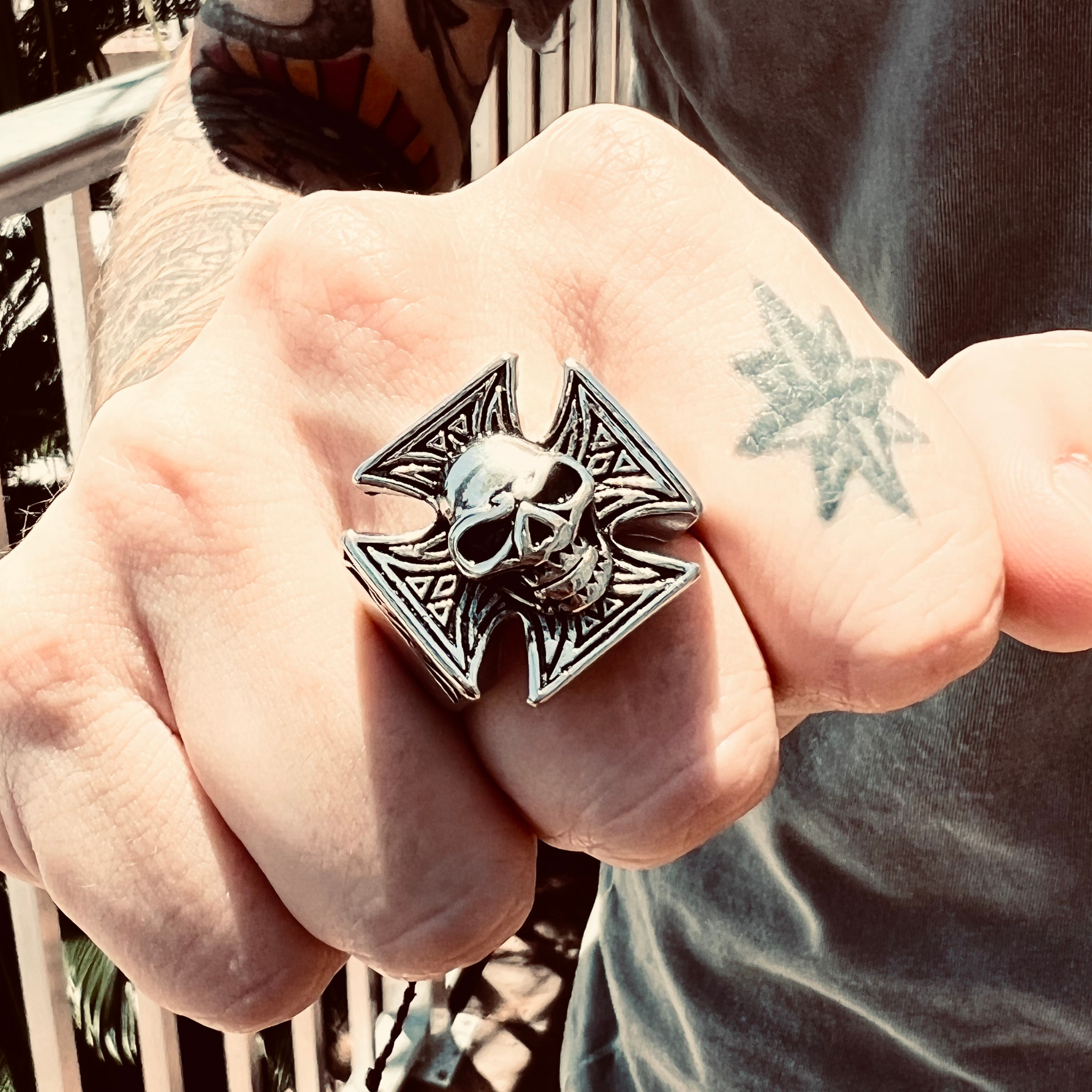 Stainless Steel Polished Skull Maltese Cross Ring / SCR2060、mySite、dreamappss
