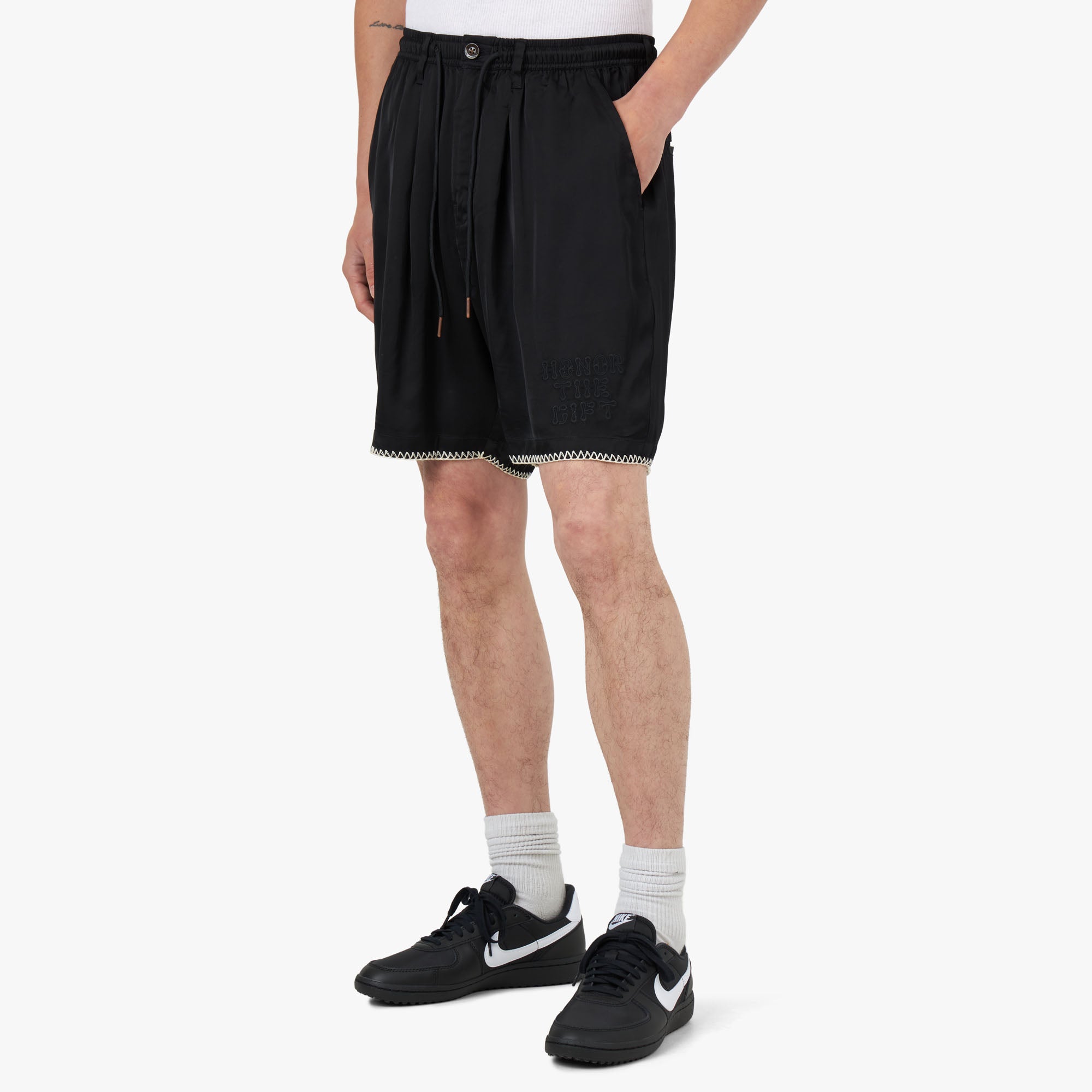  Honor The Gift Blanket Stitch Shorts / Black、mySite、merchandisen