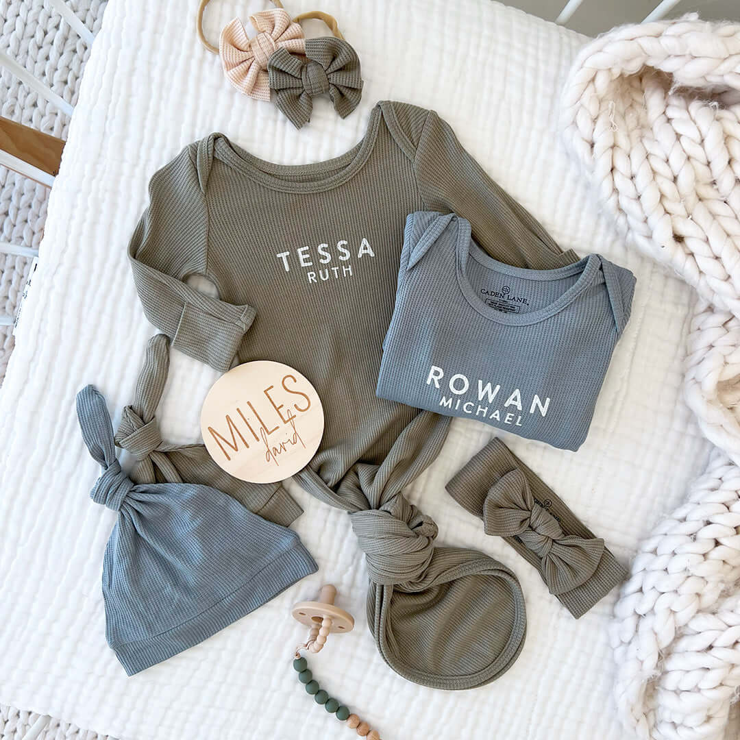  Boy Personalized Bamboo Newborn Baby Knot Gown & Hat、mySite、layawaytickets