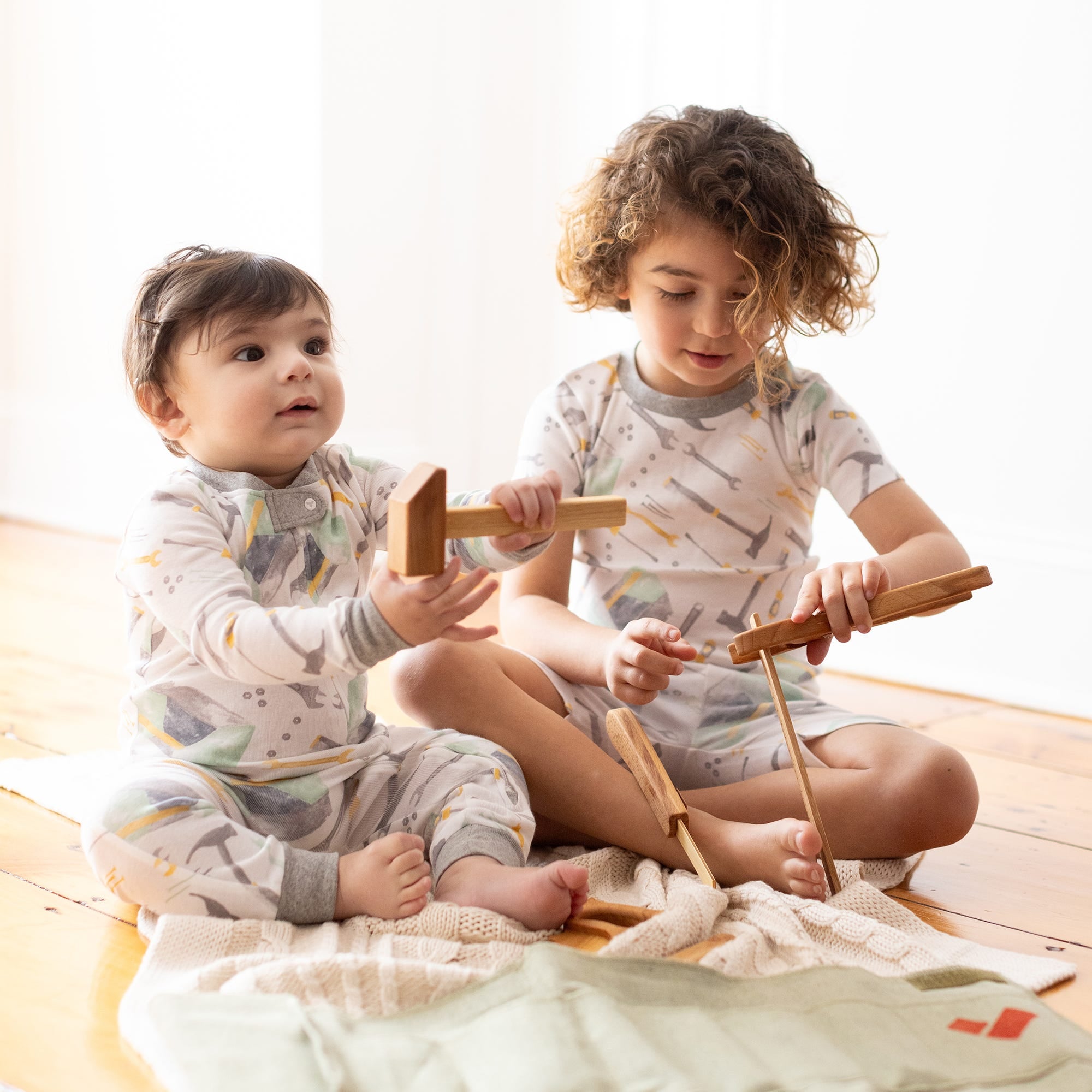 Tool Box Organic Two-Piece Pajamas、mySite、g9winljtr