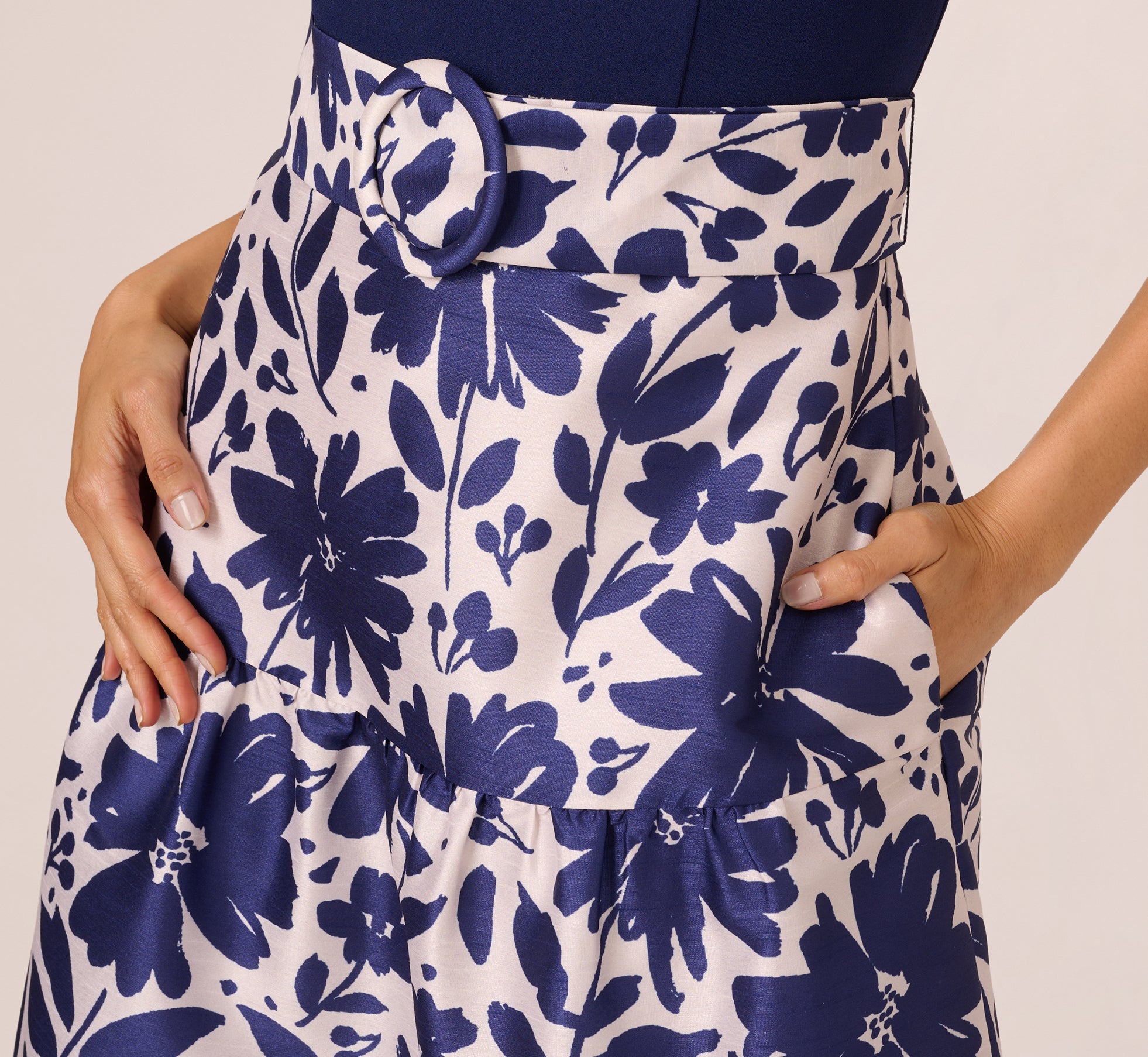 Sleeveless Floral Combo Flounce Dress In Navy Ivory、mySite、solidvoid