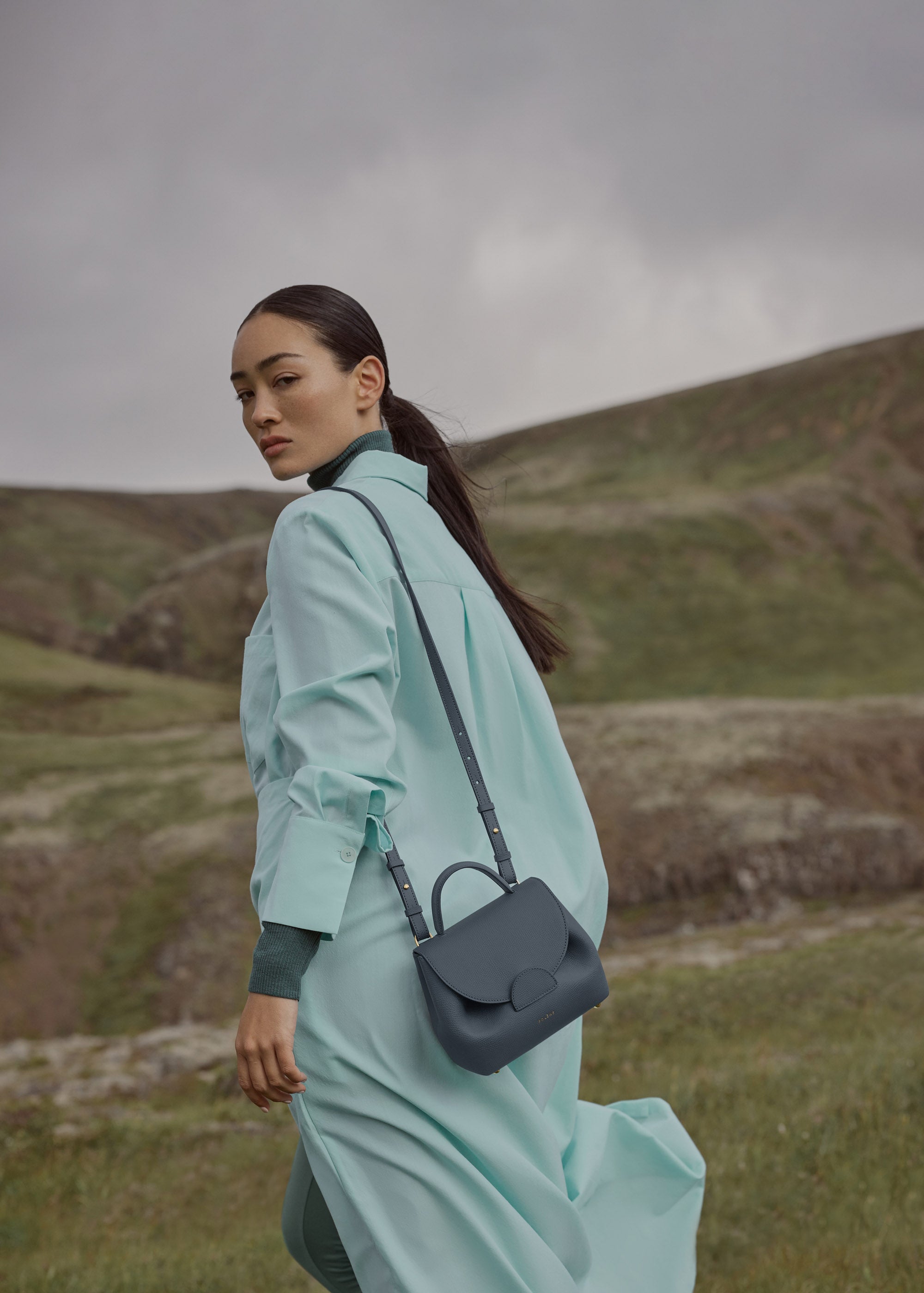 Num茅ro Un Nano - Bleu Minuit Grain茅、mySite、camillekostekn