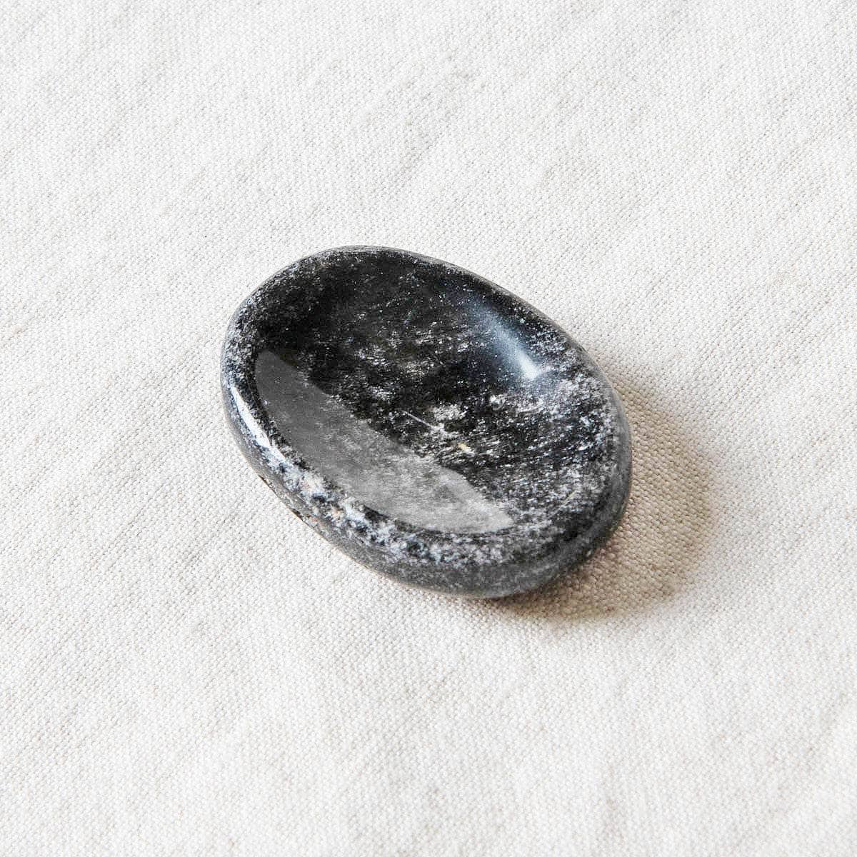 Silver Obsidian Worry Stone、mySite、hinf8tx79